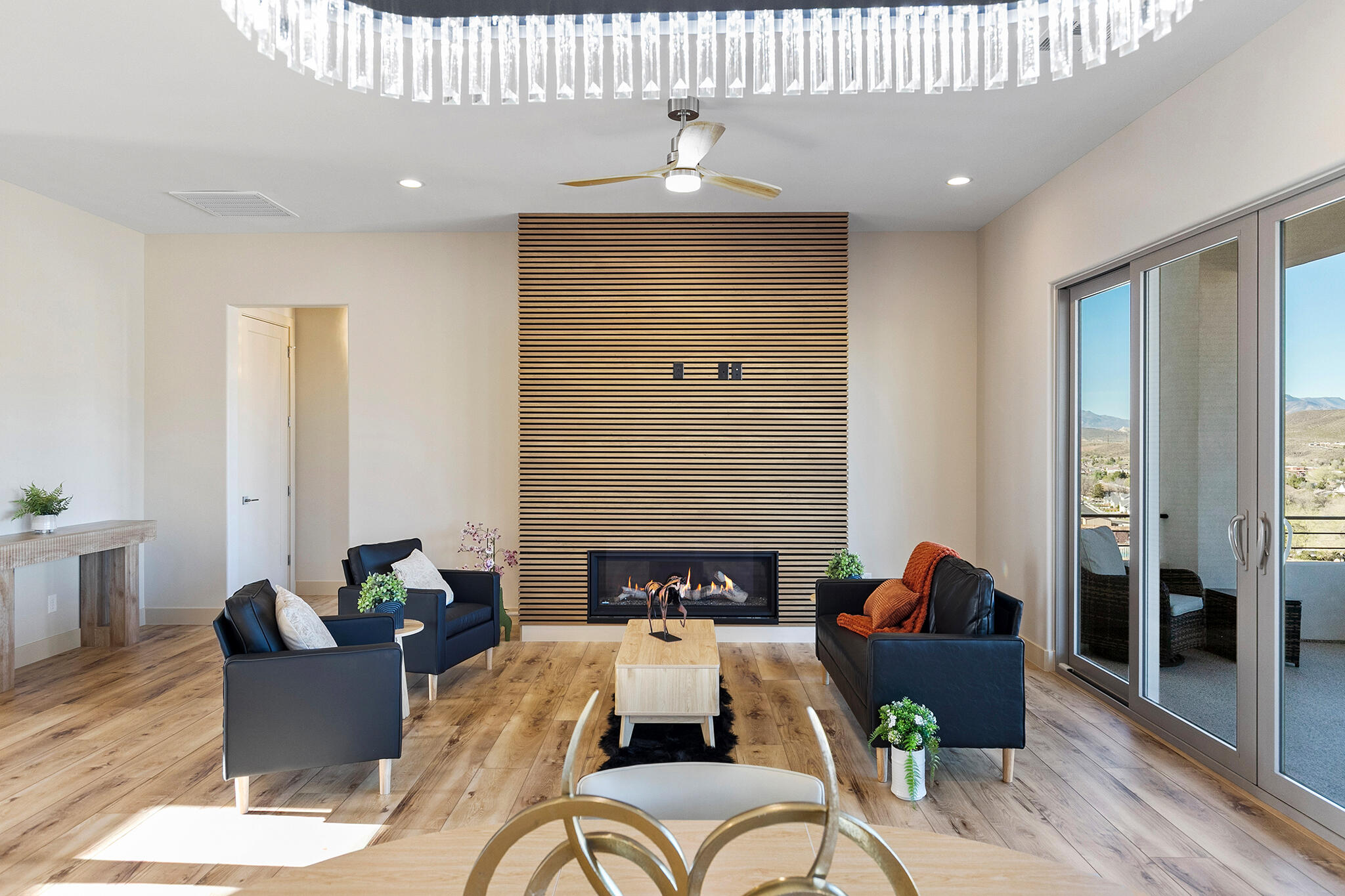 HILLSIDE ESTATES - Residential