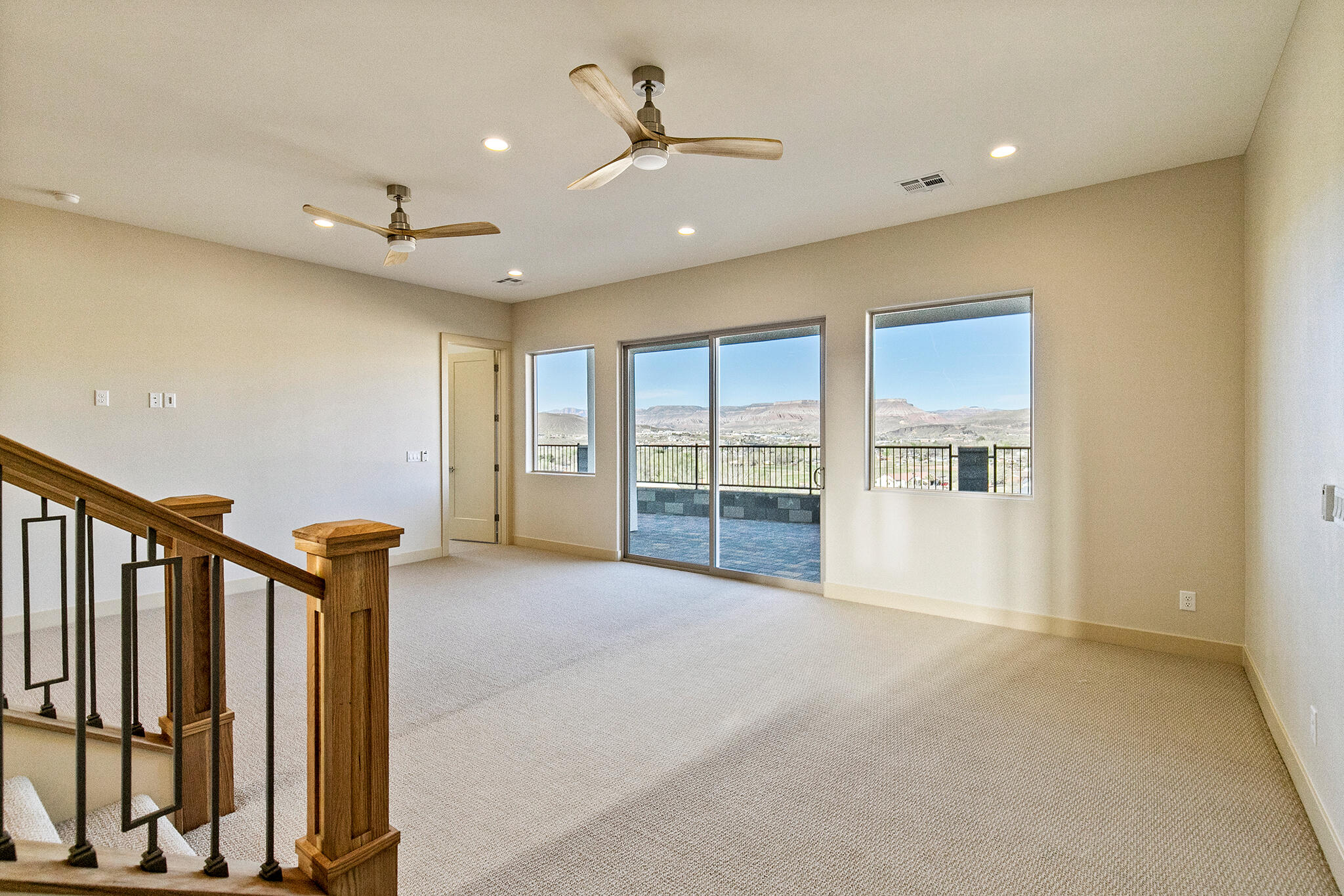 HILLSIDE ESTATES - Residential