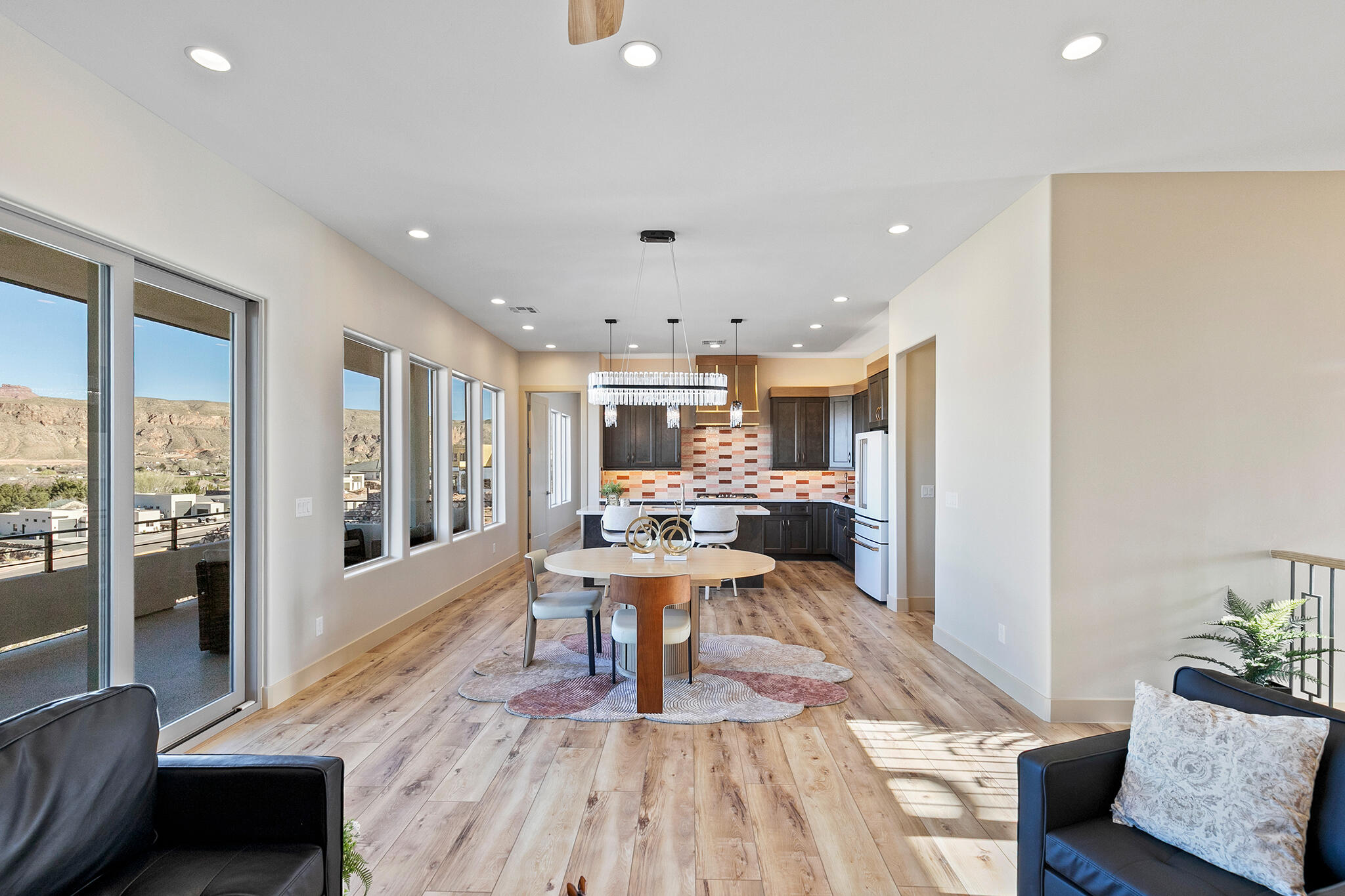 HILLSIDE ESTATES - Residential