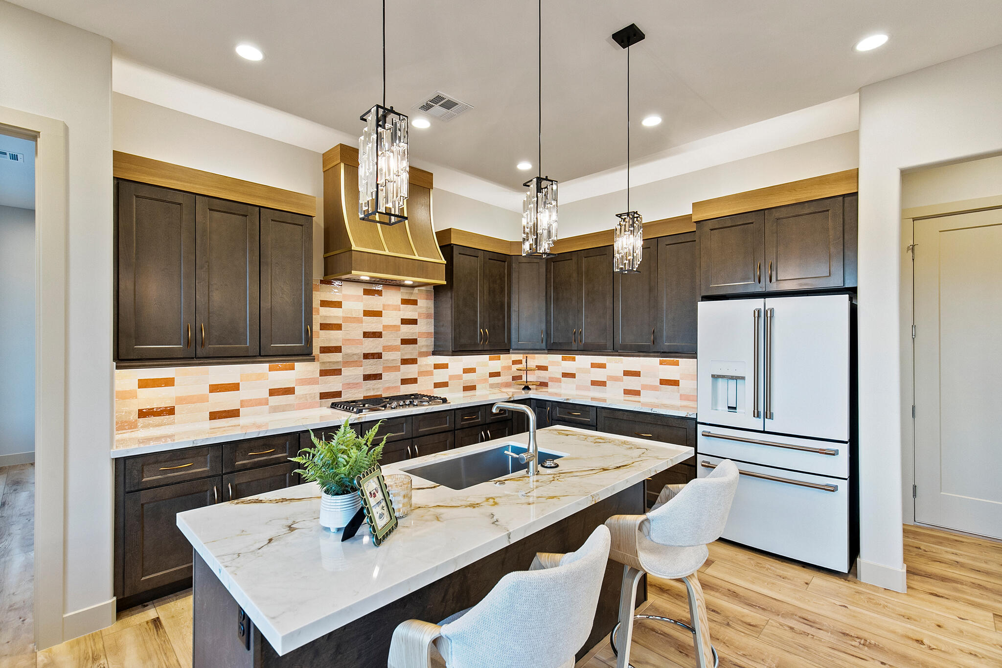 HILLSIDE ESTATES - Residential