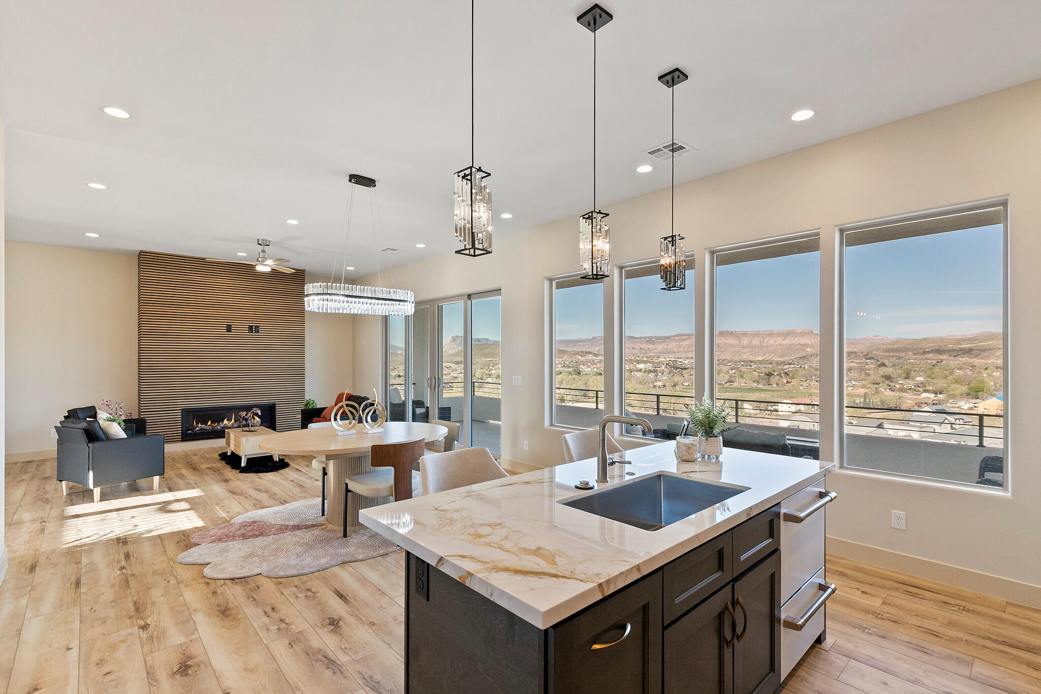 HILLSIDE ESTATES - Residential