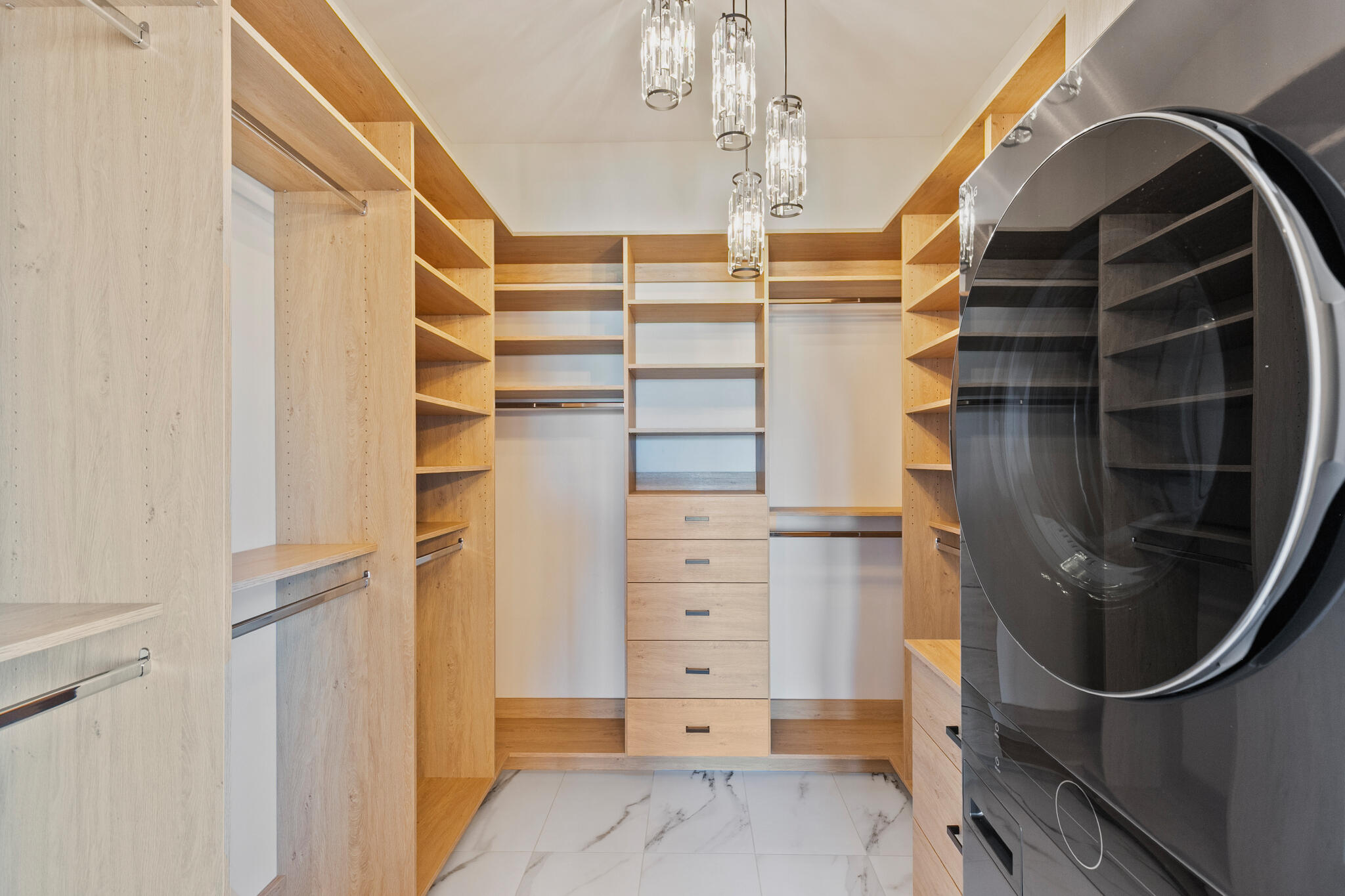 HILLSIDE ESTATES - Residential