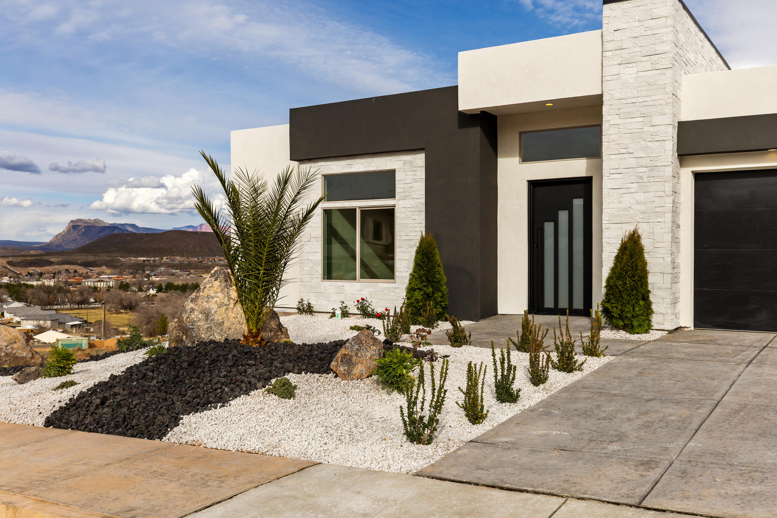 HILLSIDE ESTATES - Residential