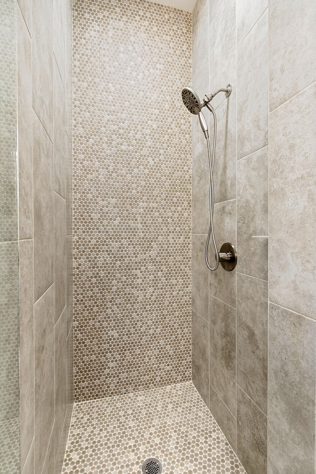 HILLSIDE ESTATES - Residential