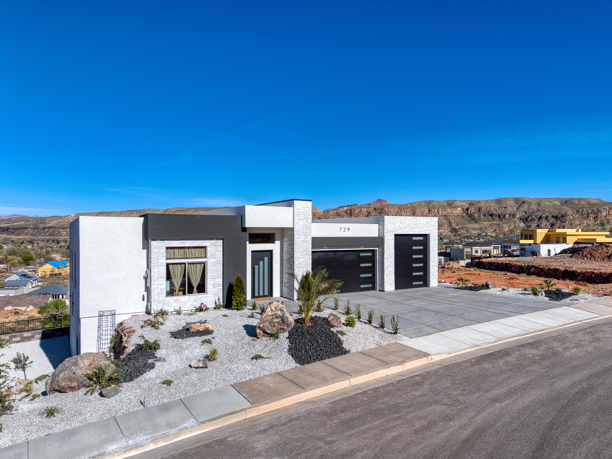 HILLSIDE ESTATES - Residential