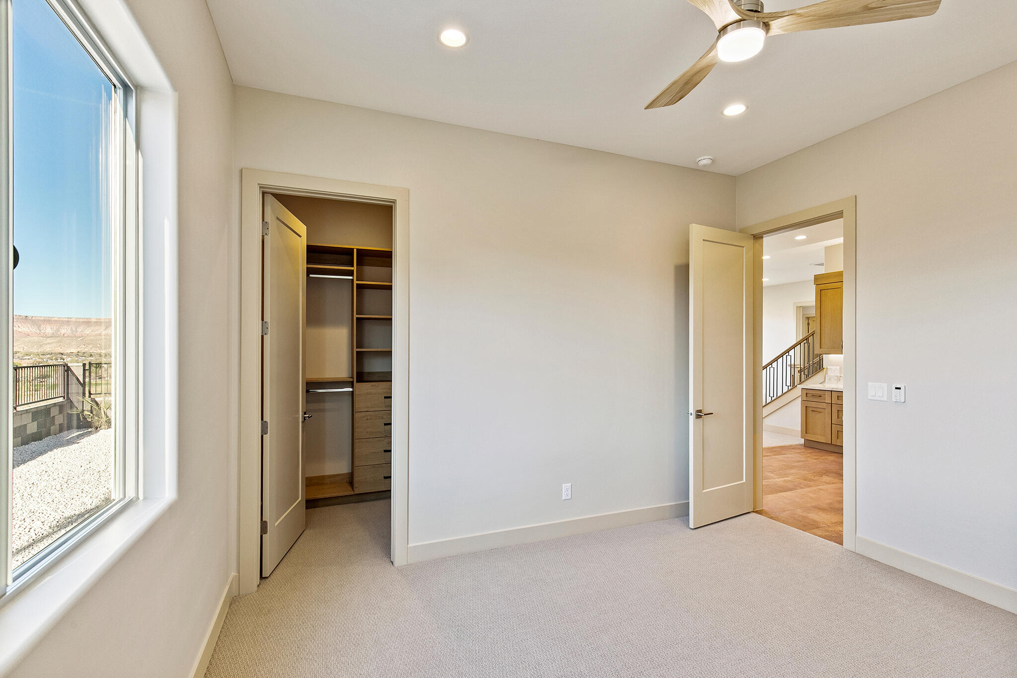 HILLSIDE ESTATES - Residential