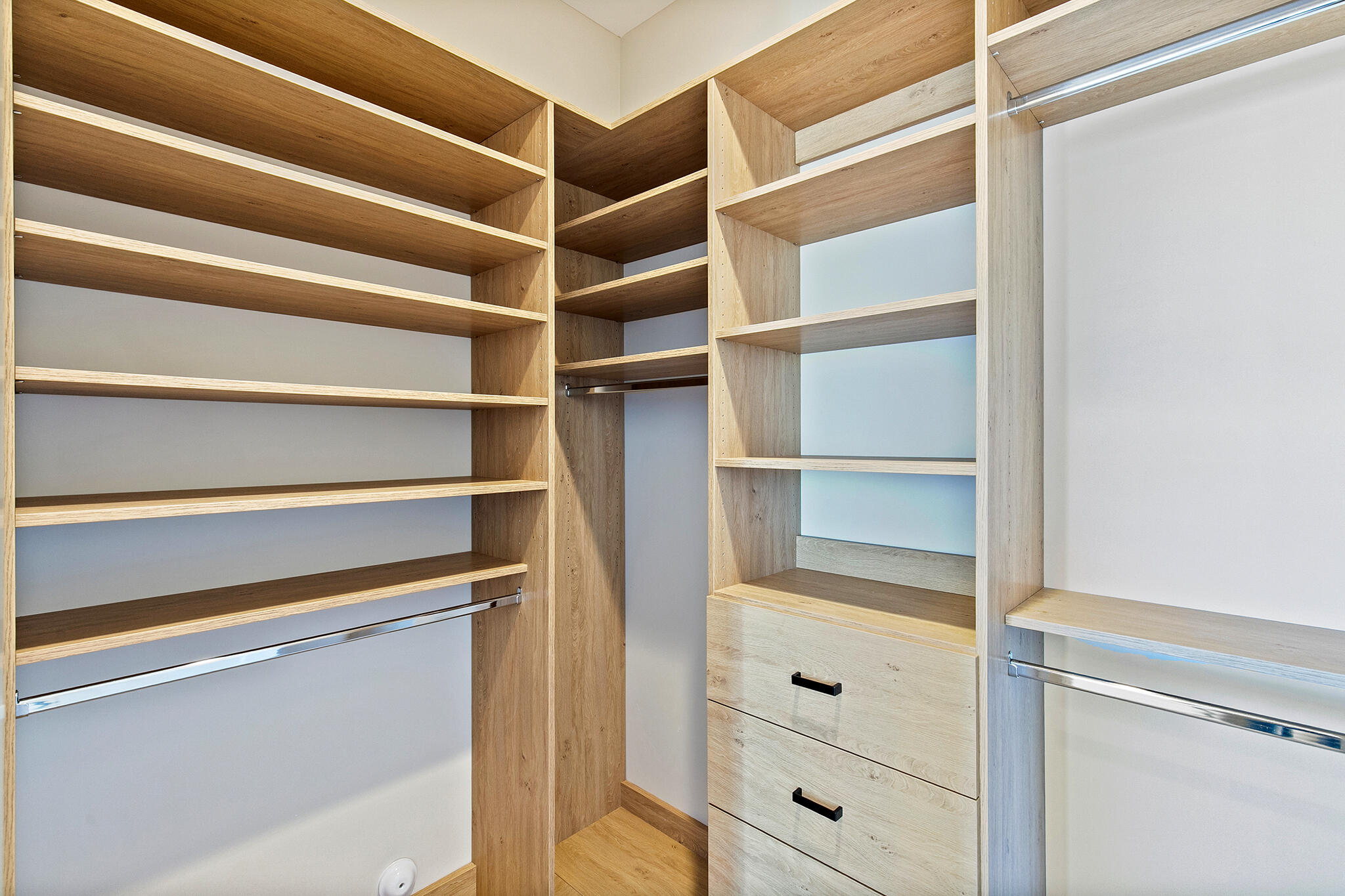 HILLSIDE ESTATES - Residential