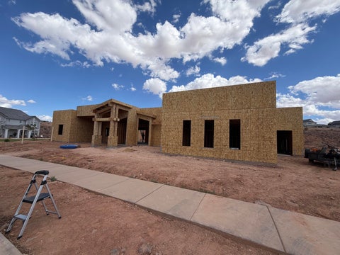 Photo of 6205 S Rock Rose DR, Saint George, UT 84790 (MLS # 26-276963)