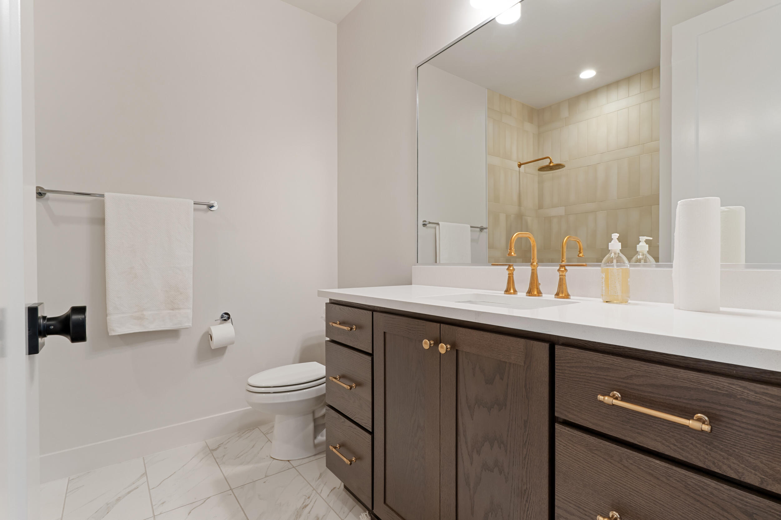 HERITAGE PLACE - Residential