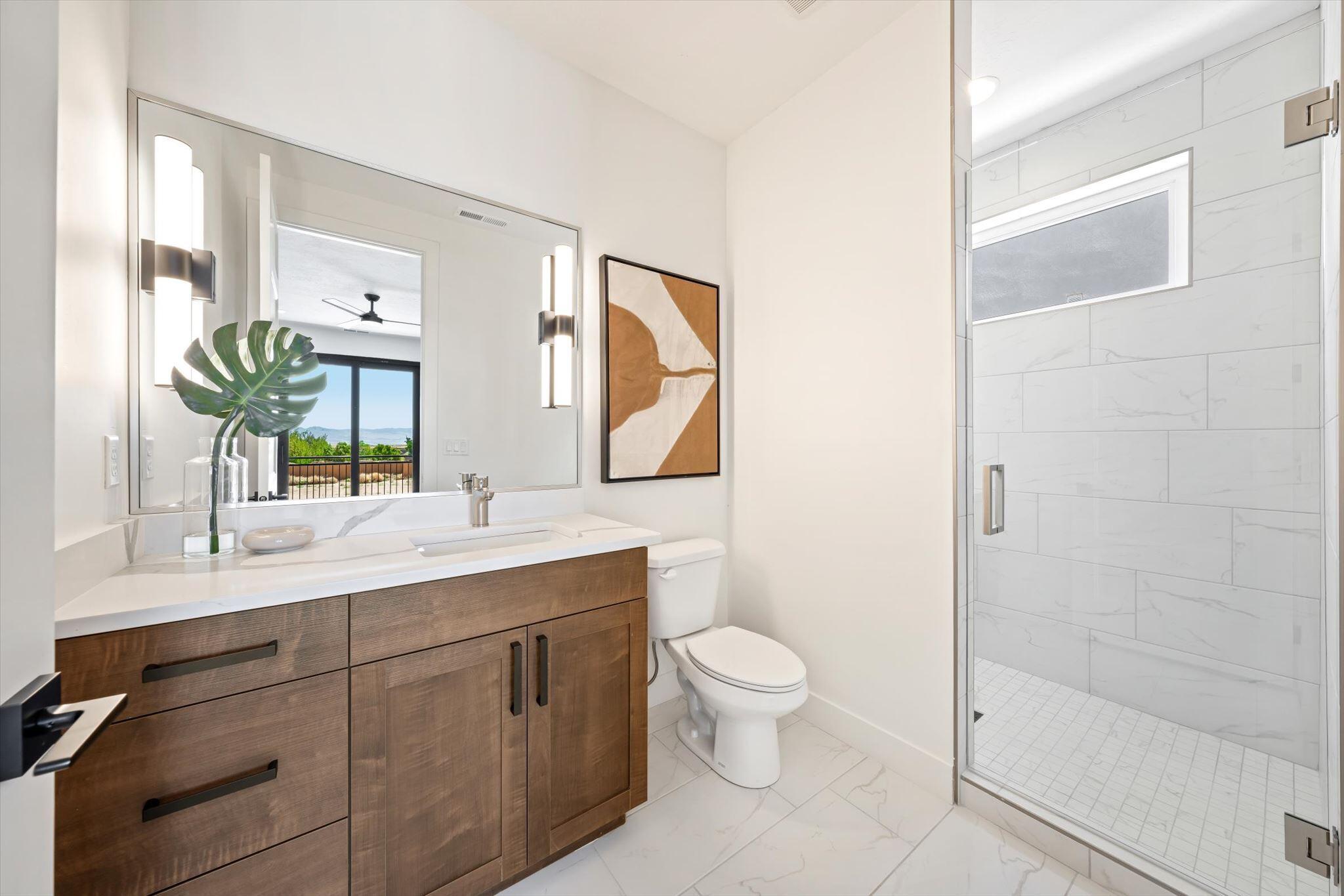 LEDGES OF SG HILLCREST - Residential