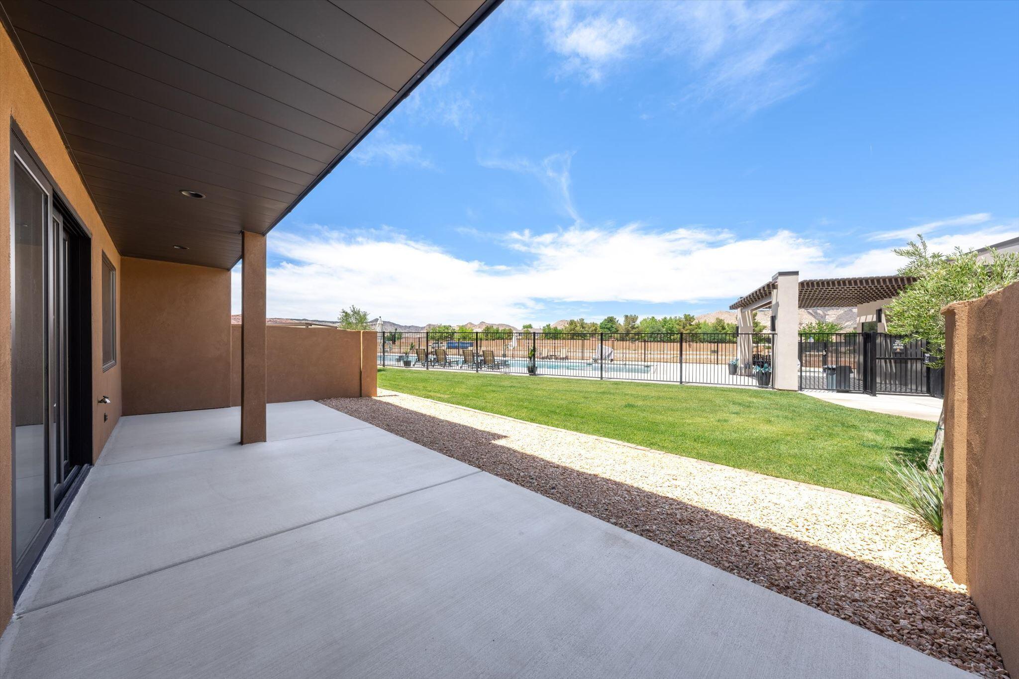 LEDGES OF SG HILLCREST - Residential