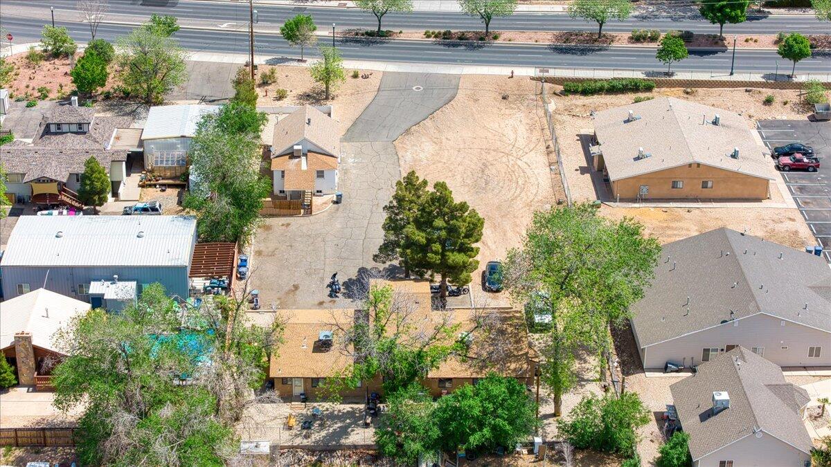 HURRICANE TOWNSITE - Residential Income