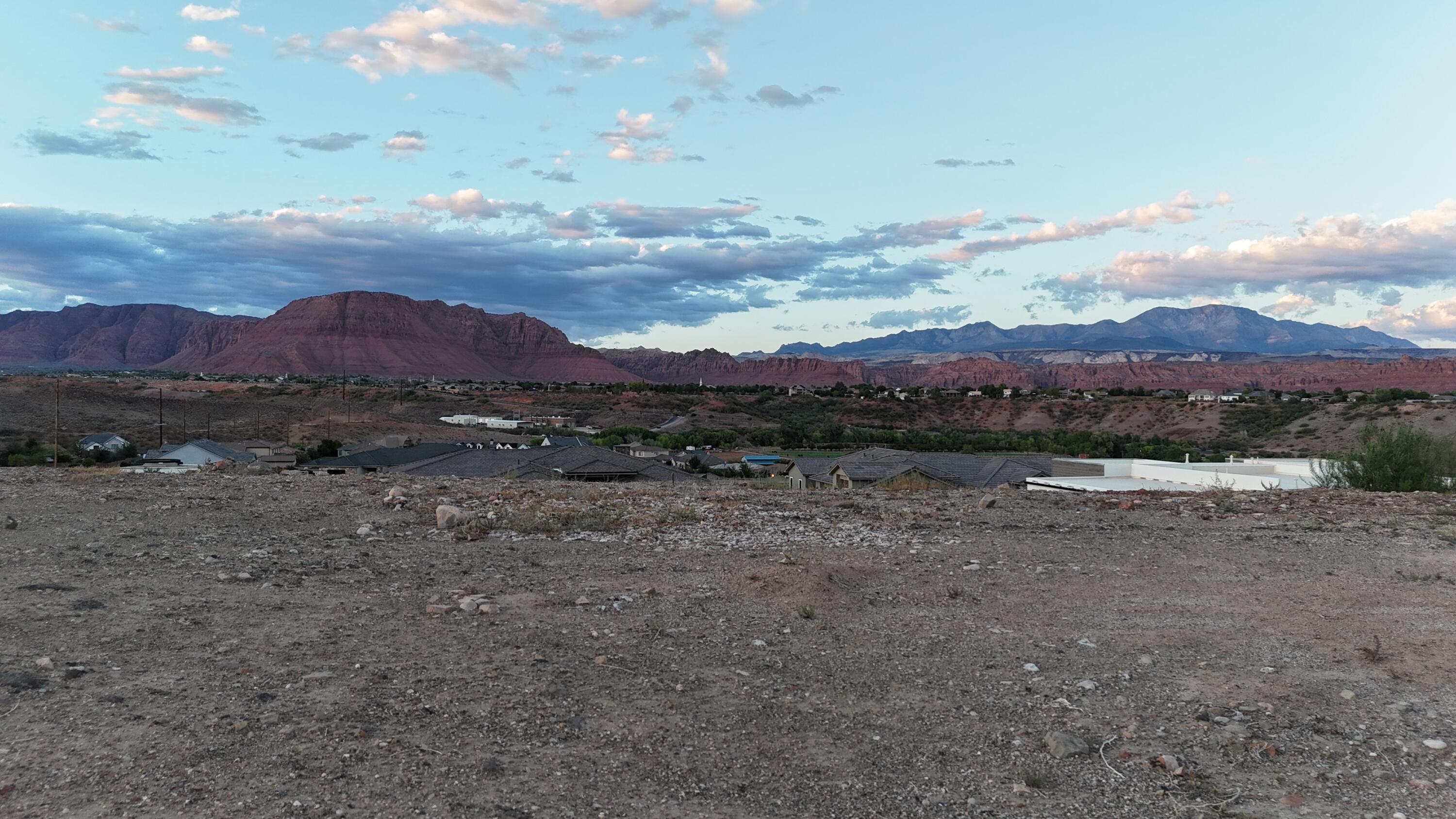 HILLS AT SANTA CLARA - Land