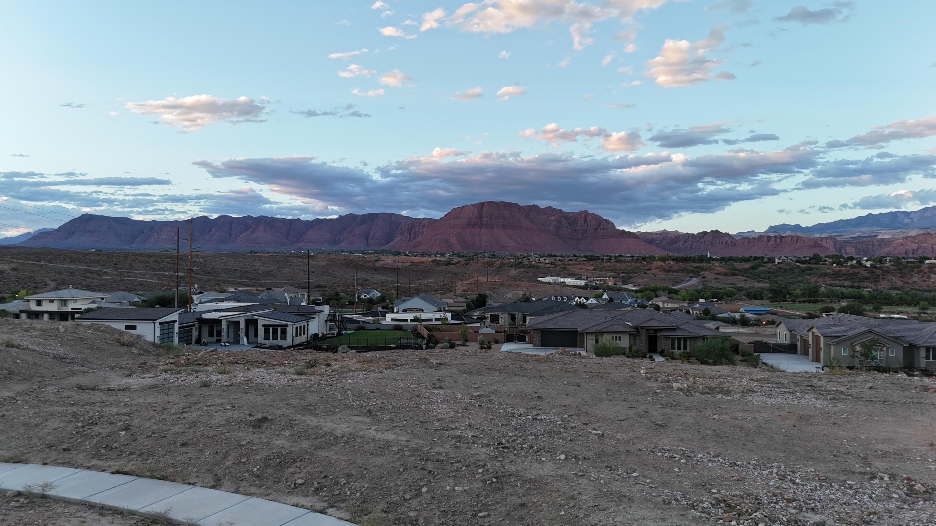 HILLS AT SANTA CLARA - Land