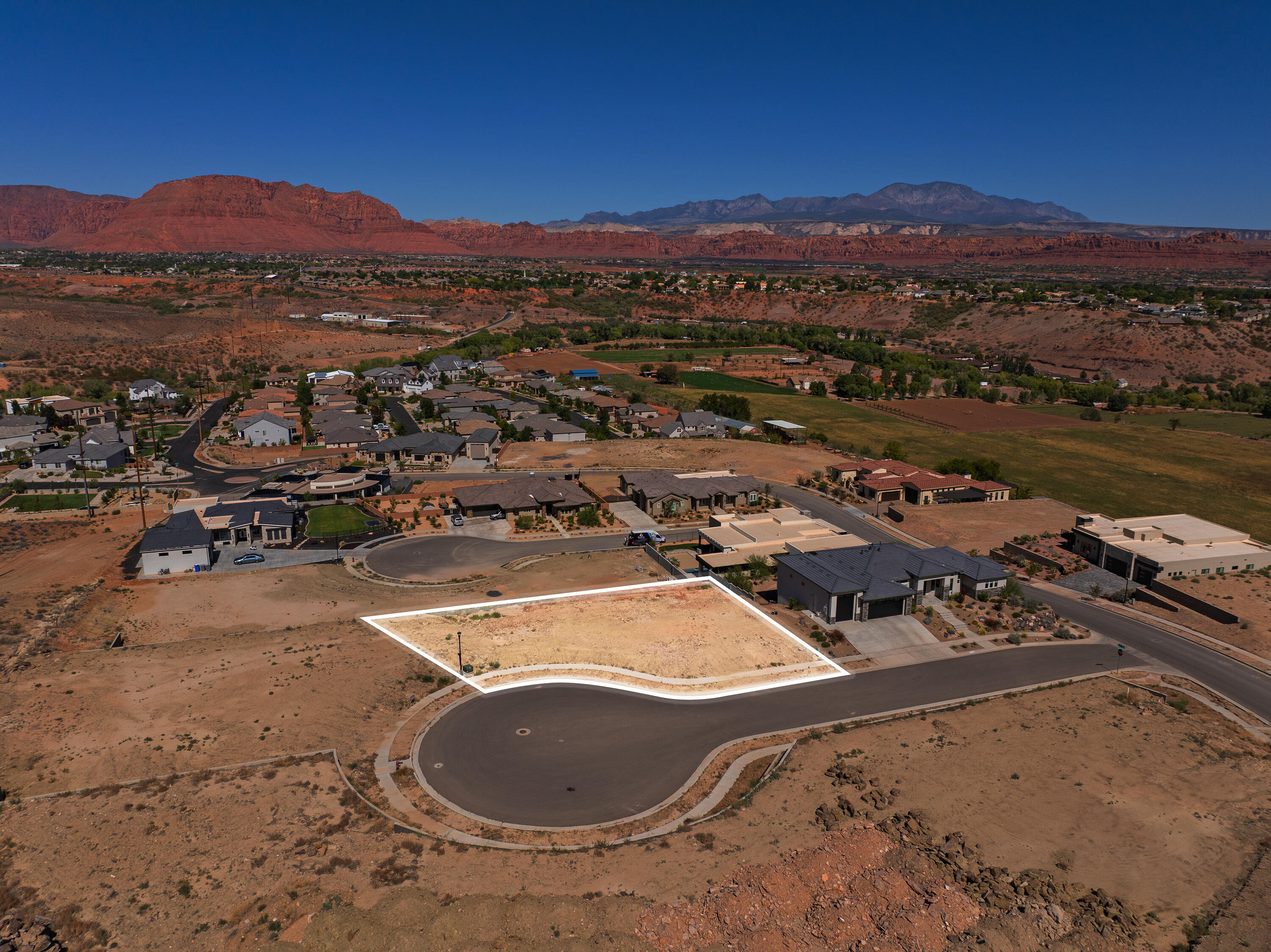 HILLS AT SANTA CLARA - Land