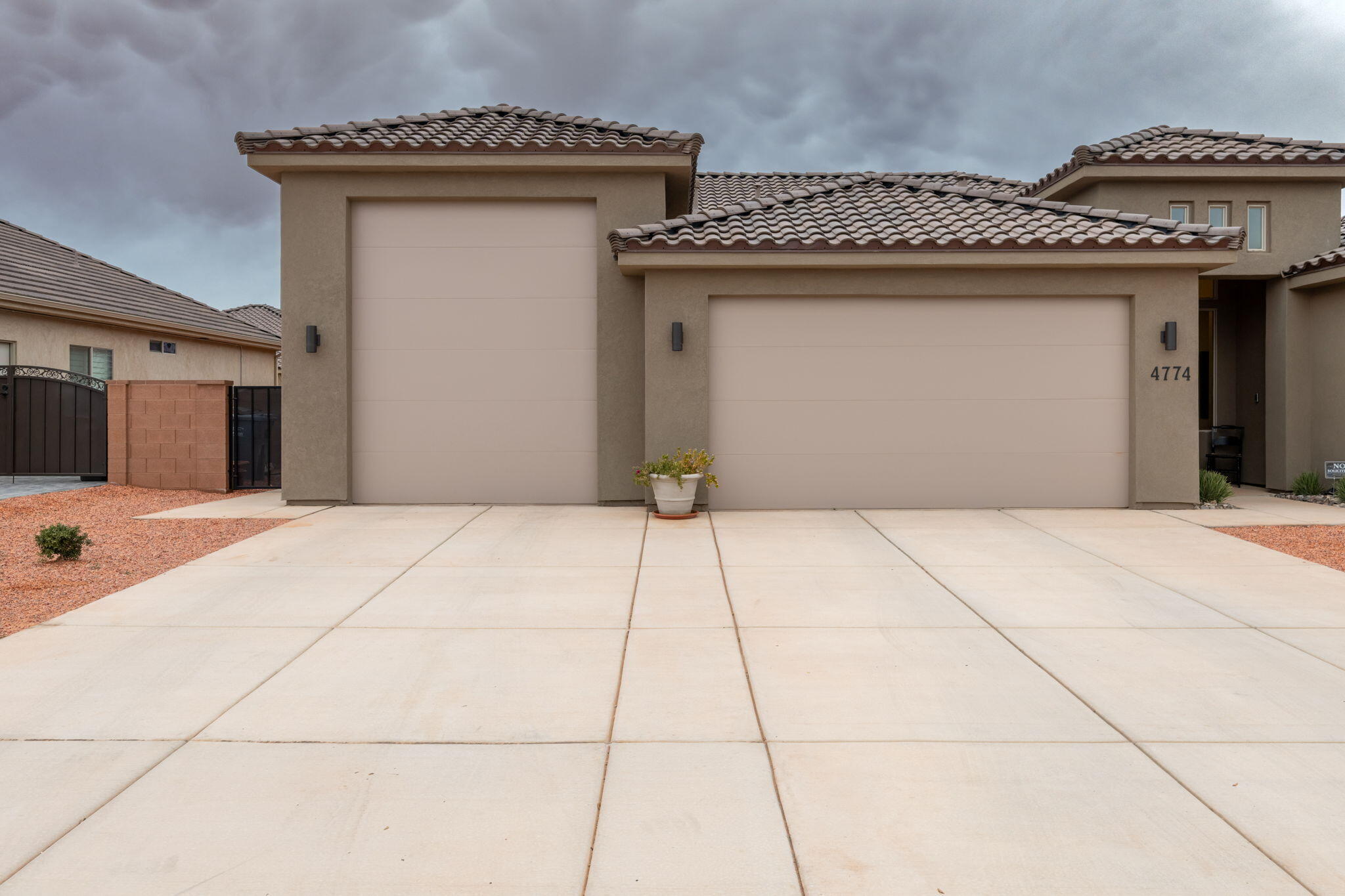 SEDERO AT DESERT SANDS - Residential