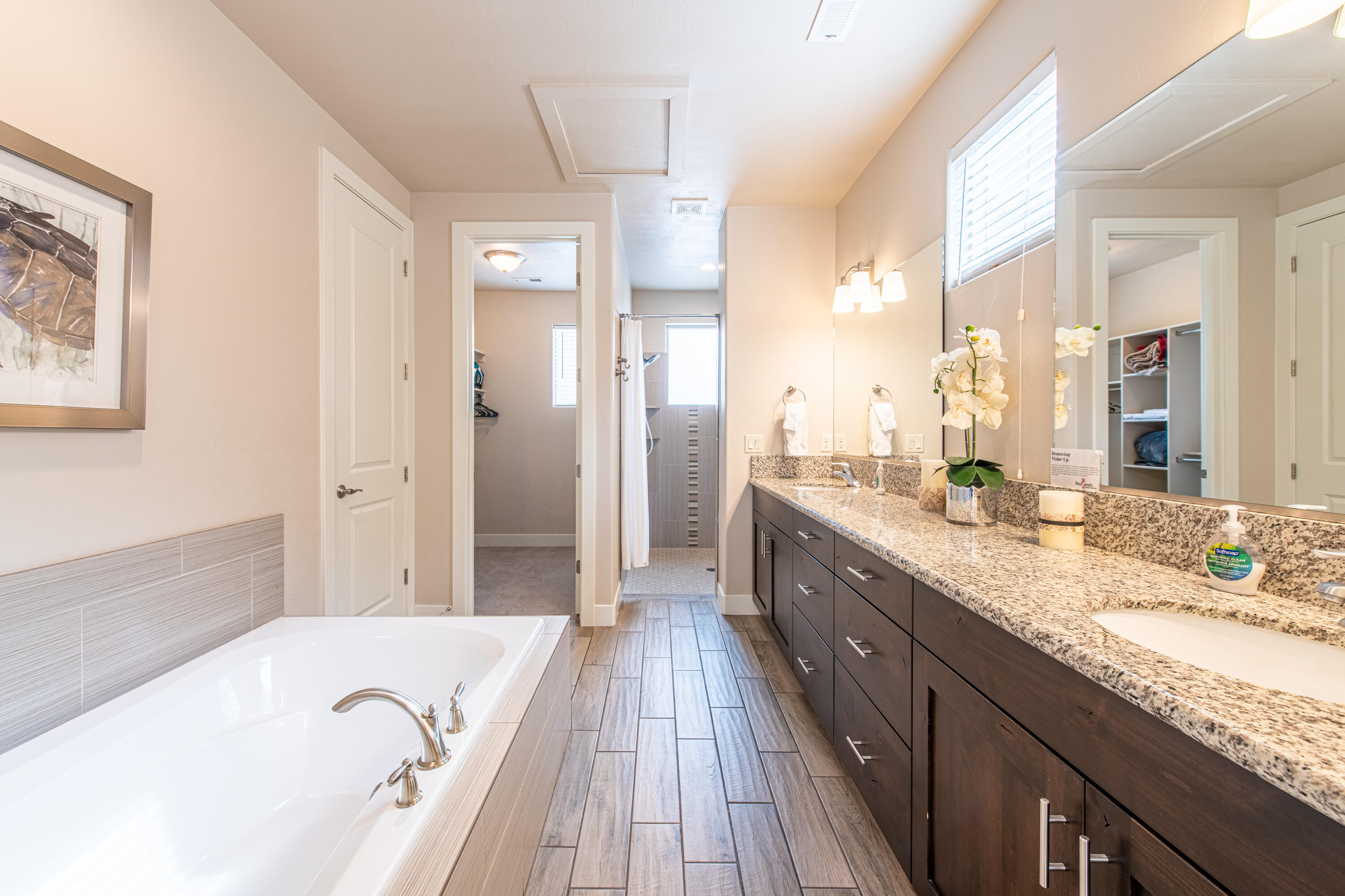 PARADISE VILLAGE AT ZION - Residential