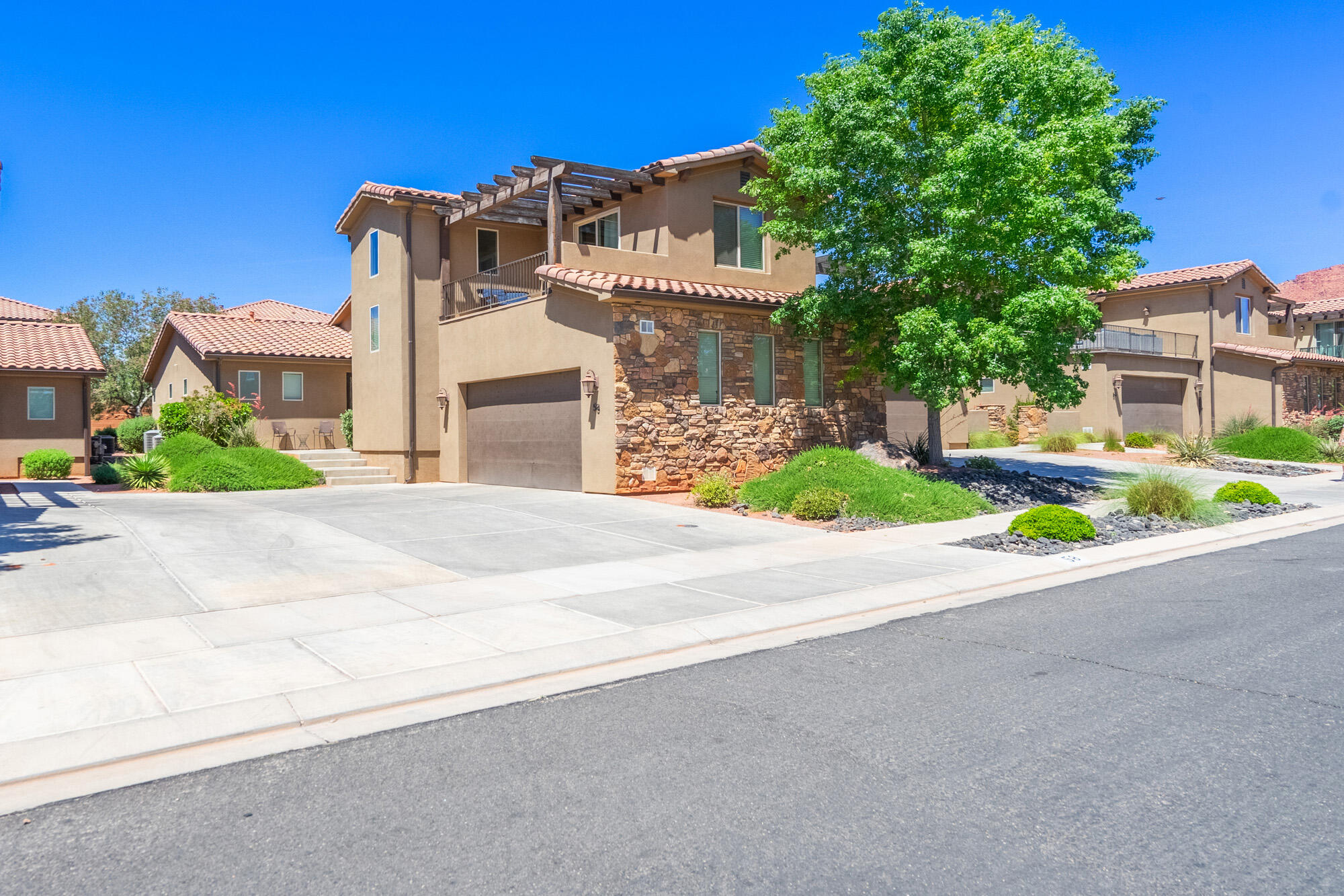PARADISE VILLAGE AT ZION - Residential