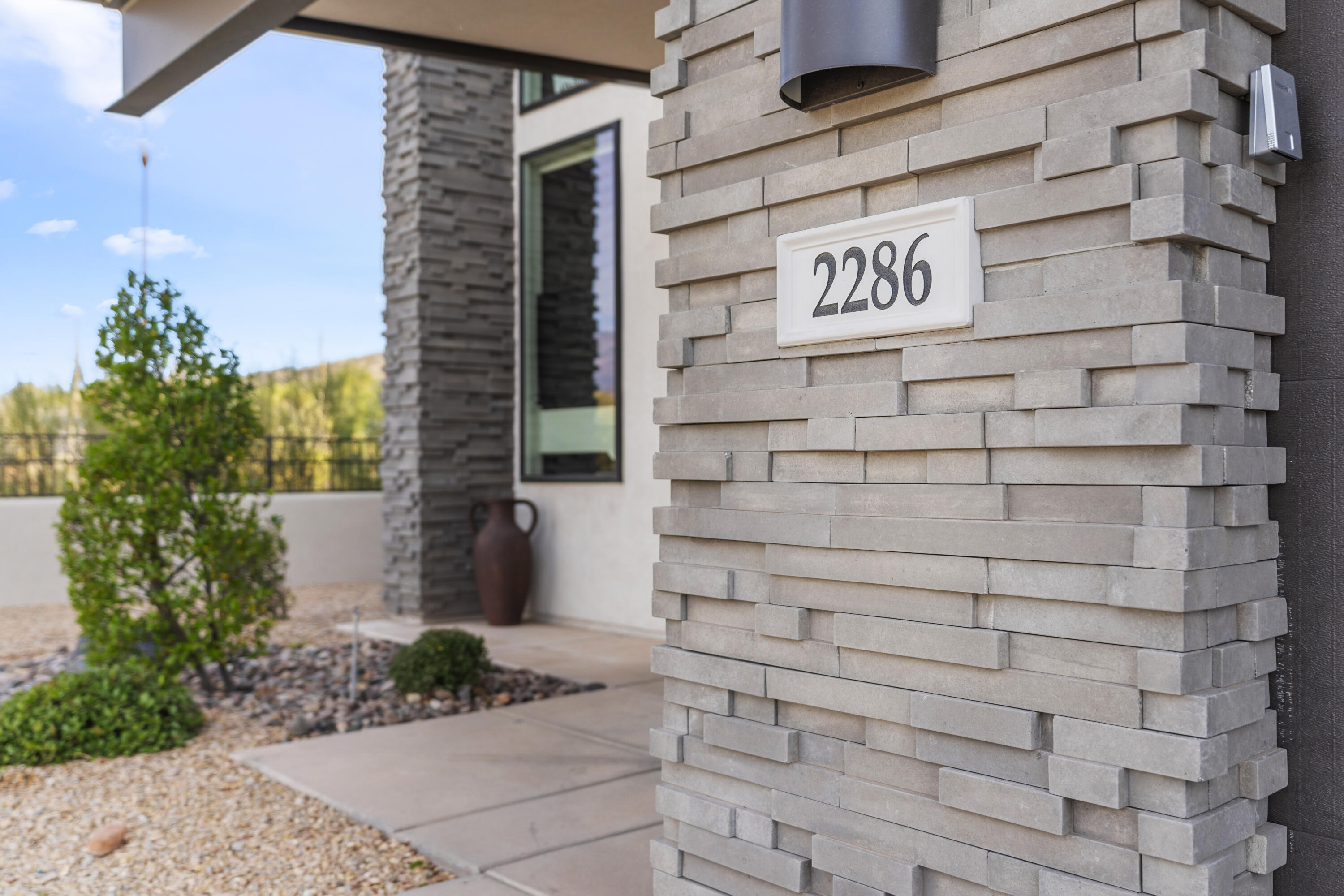 10 DIAGONAL CONDOS - Residential