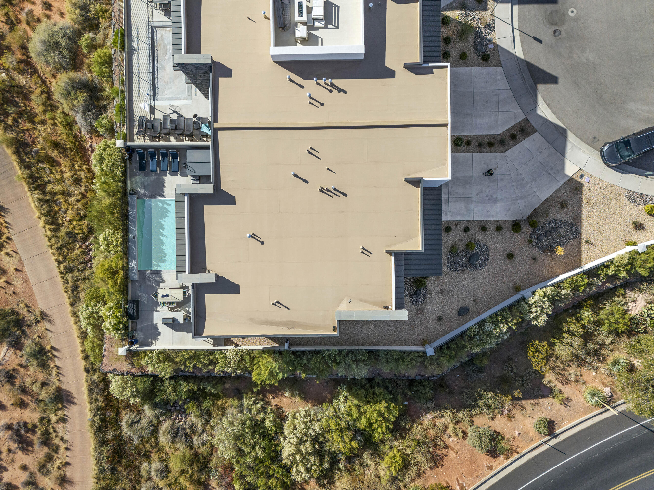 10 DIAGONAL CONDOS - Residential