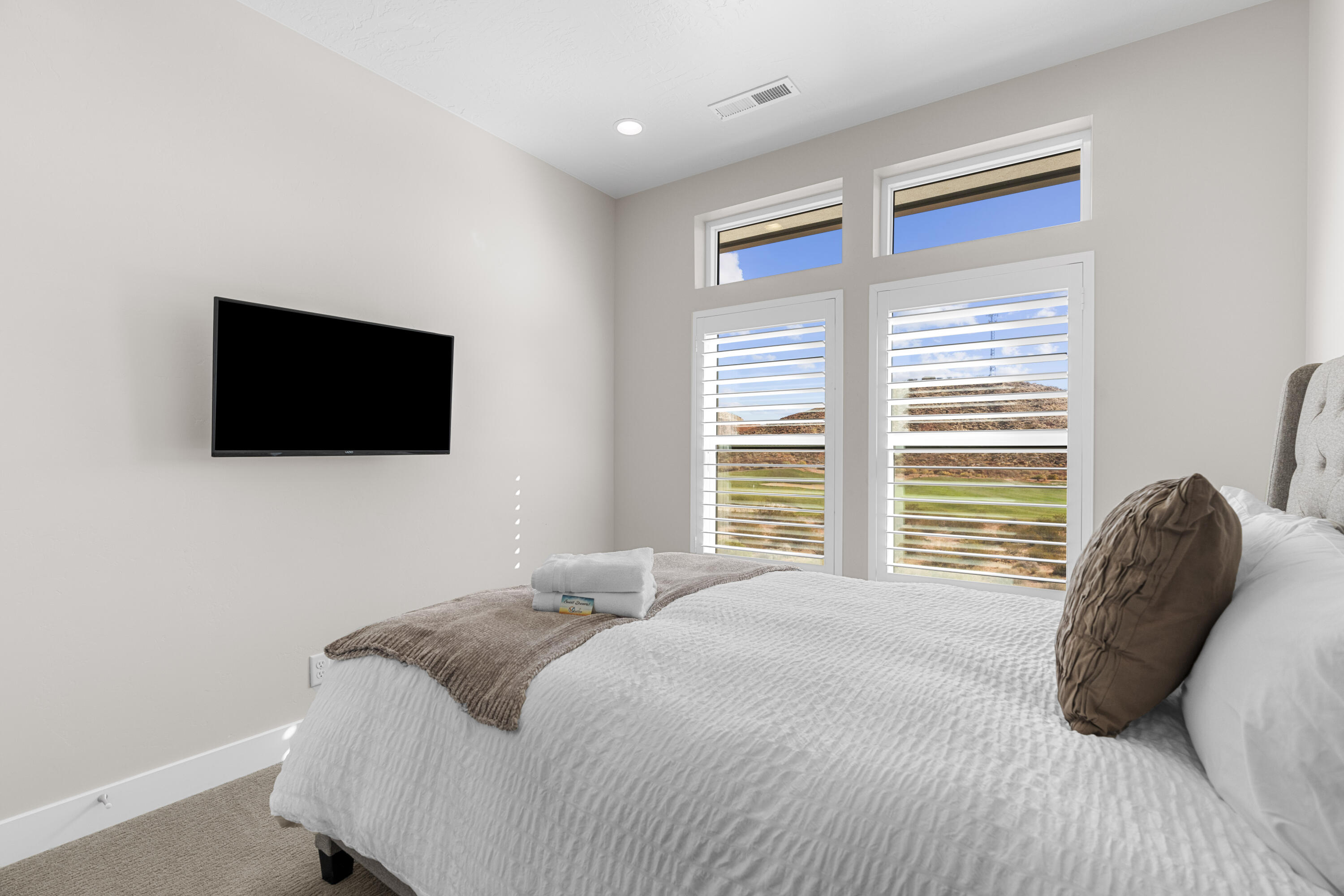 10 DIAGONAL CONDOS - Residential