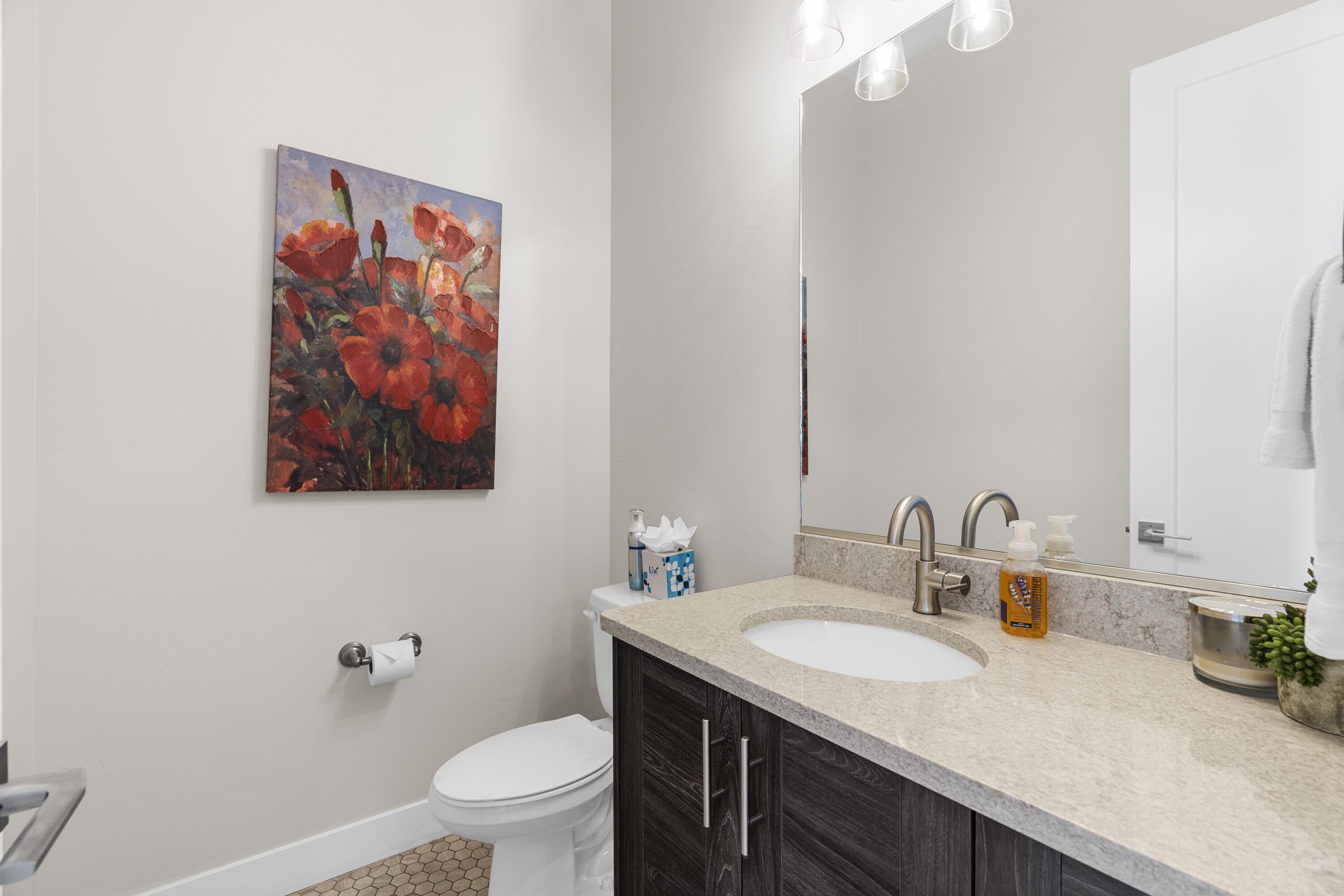 10 DIAGONAL CONDOS - Residential