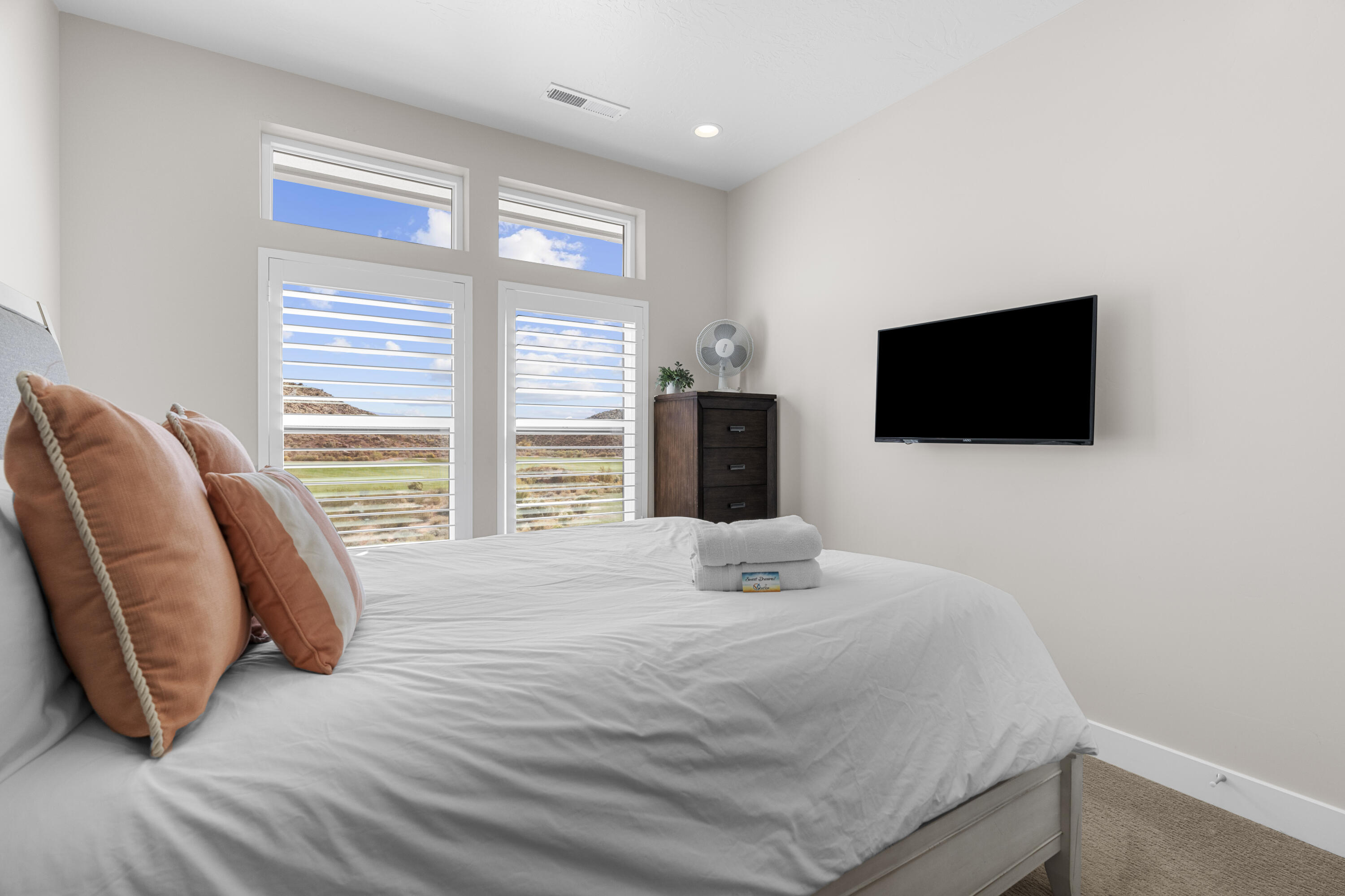 10 DIAGONAL CONDOS - Residential