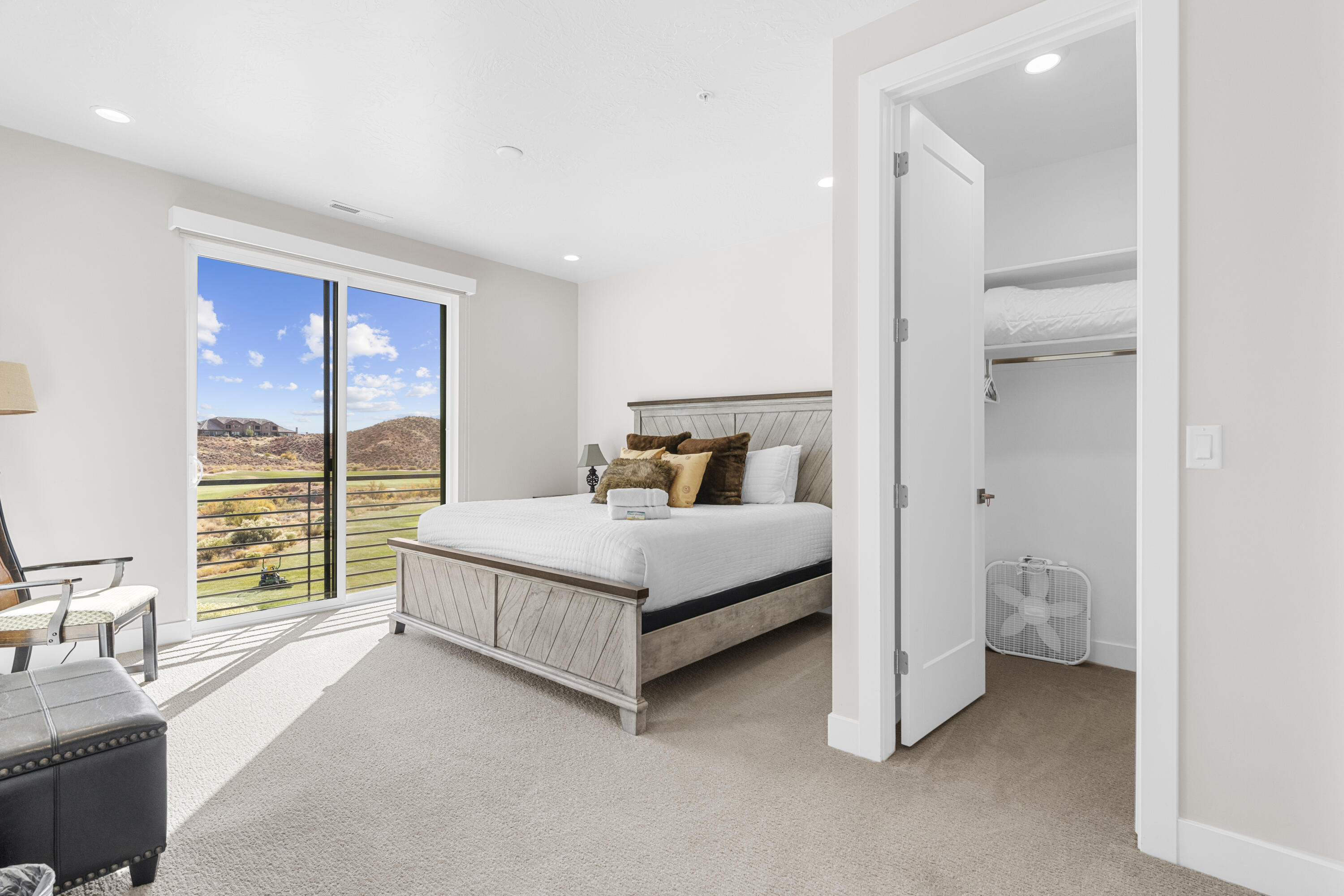 10 DIAGONAL CONDOS - Residential