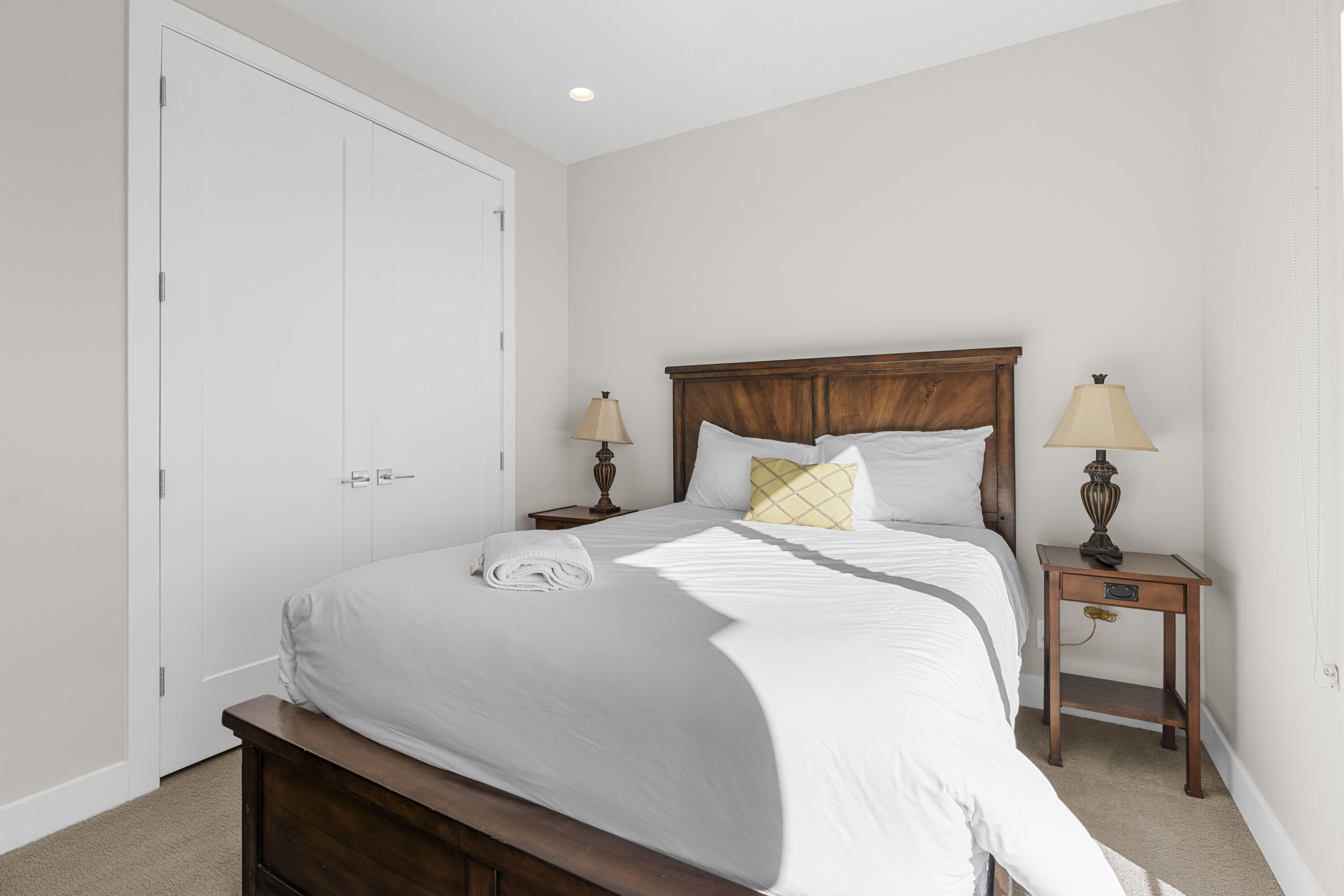 10 DIAGONAL CONDOS - Residential