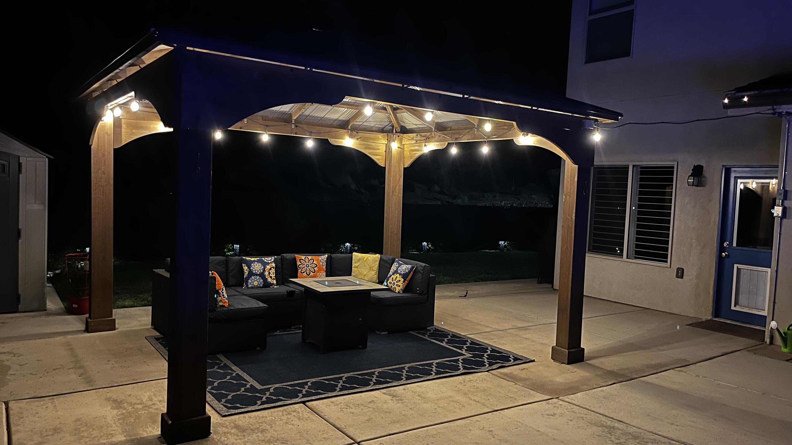 DESERT BLUFF AT DESERT CANYONS TOWNHOMES - Residential