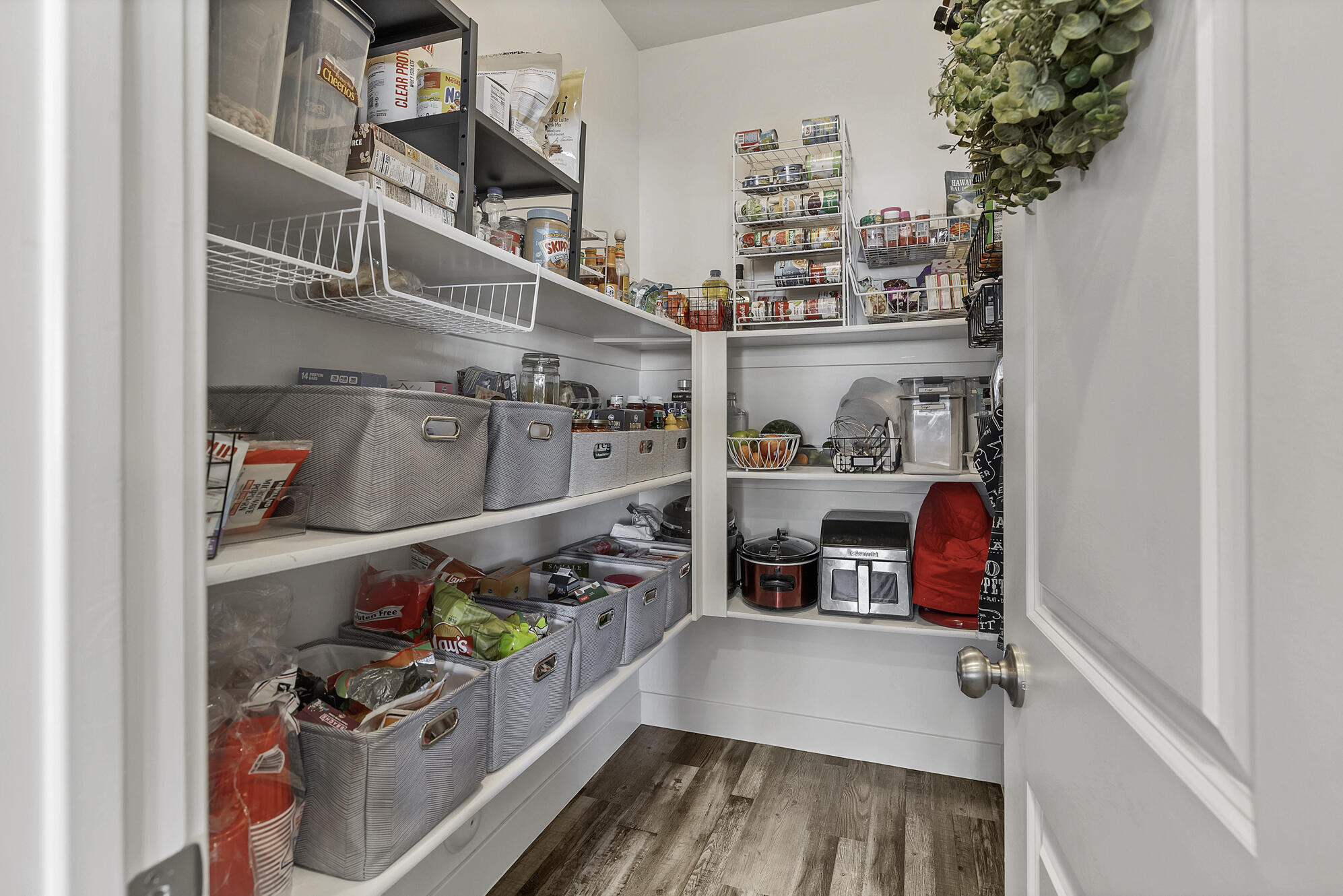 DESERT BLUFF AT DESERT CANYONS TOWNHOMES - Residential