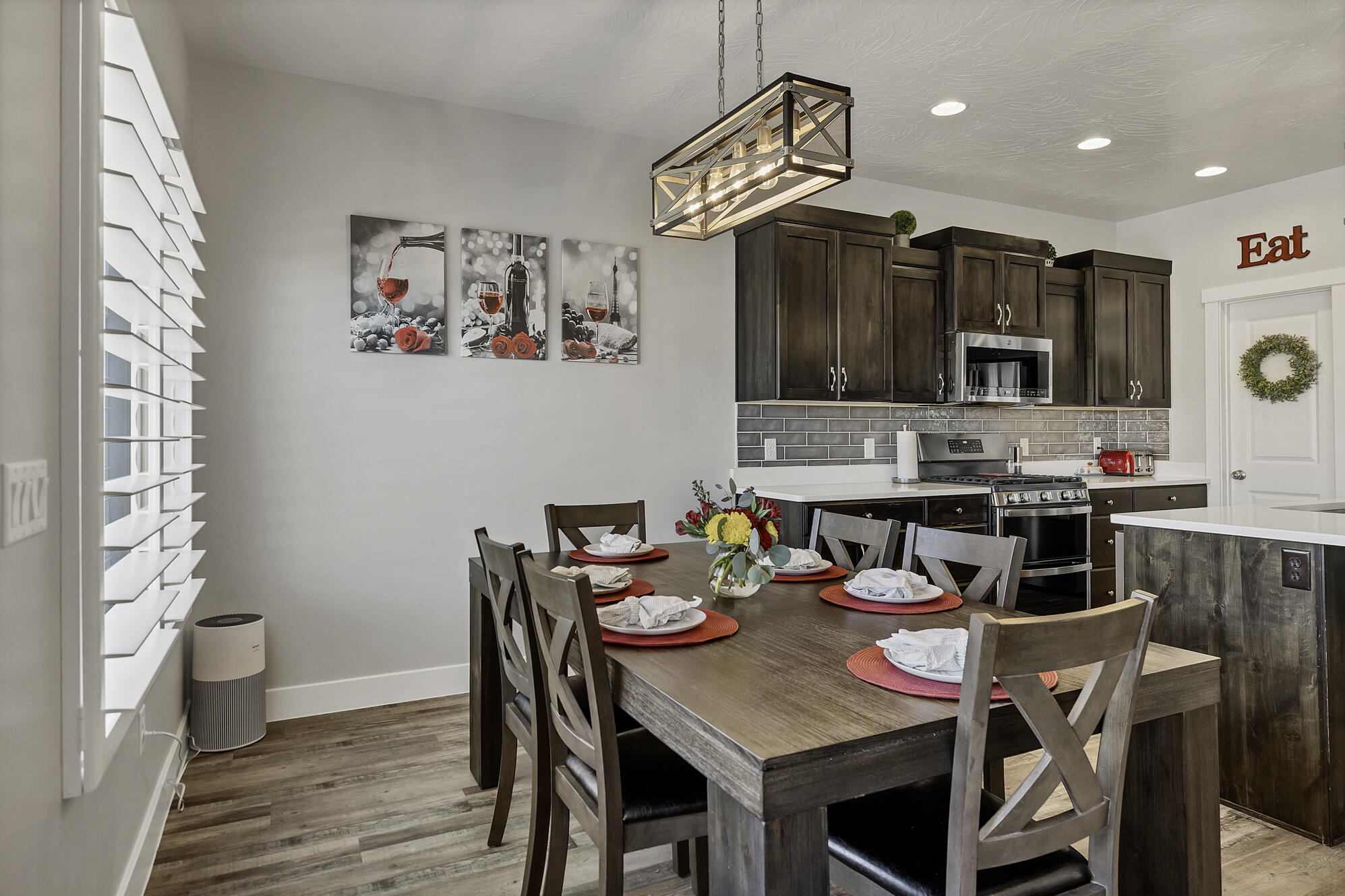 DESERT BLUFF AT DESERT CANYONS TOWNHOMES - Residential