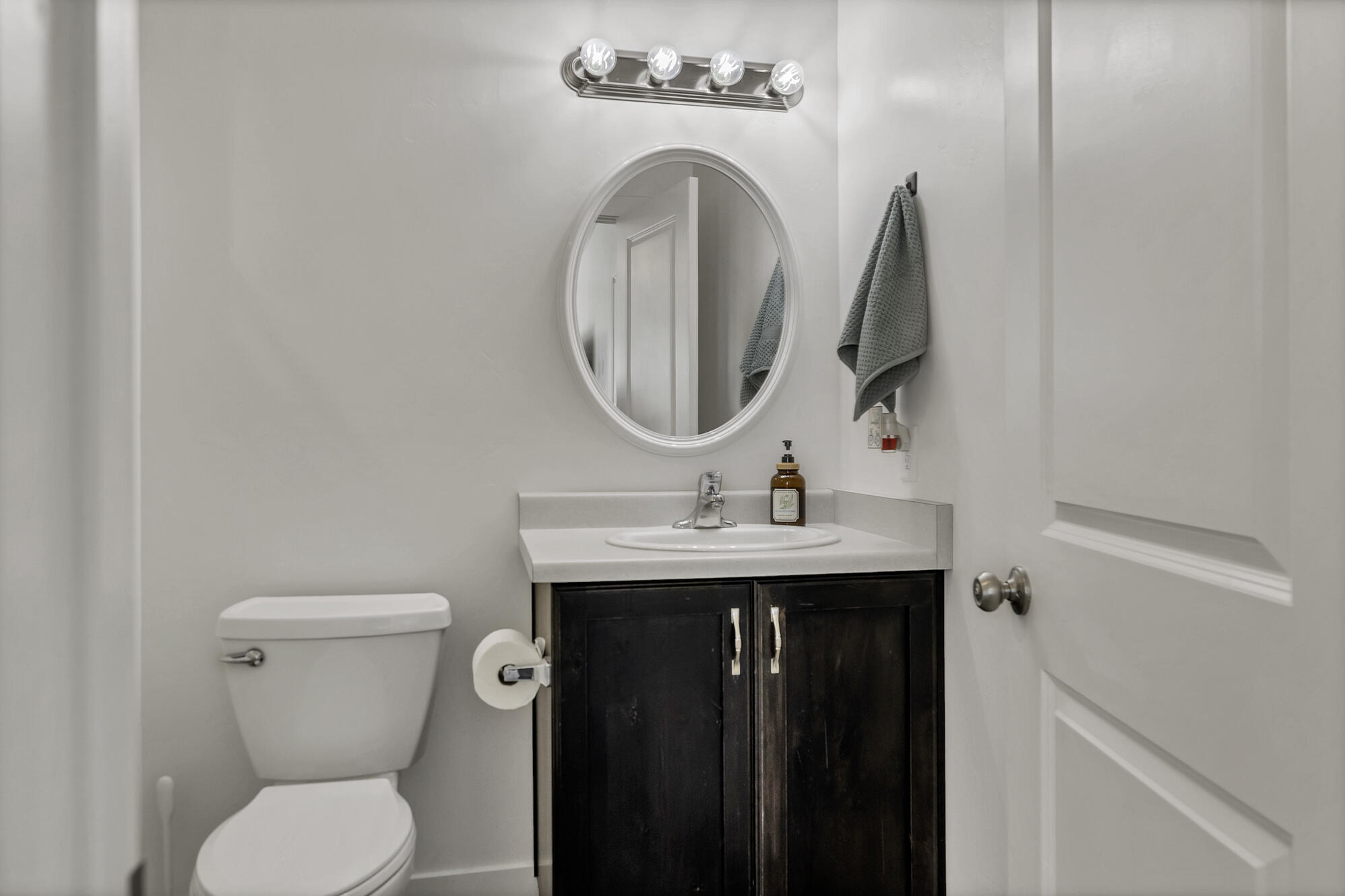 DESERT BLUFF AT DESERT CANYONS TOWNHOMES - Residential