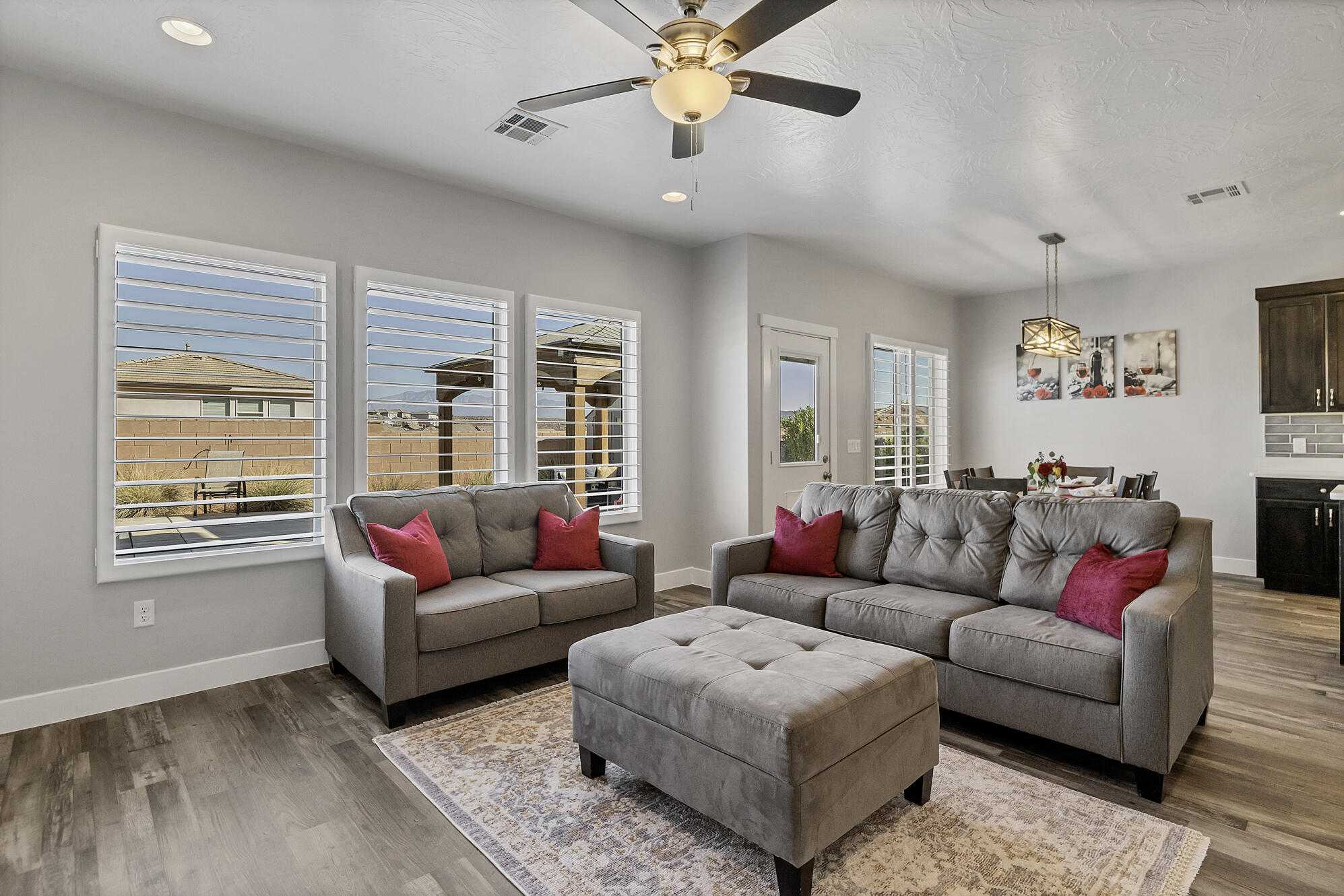 DESERT BLUFF AT DESERT CANYONS TOWNHOMES - Residential