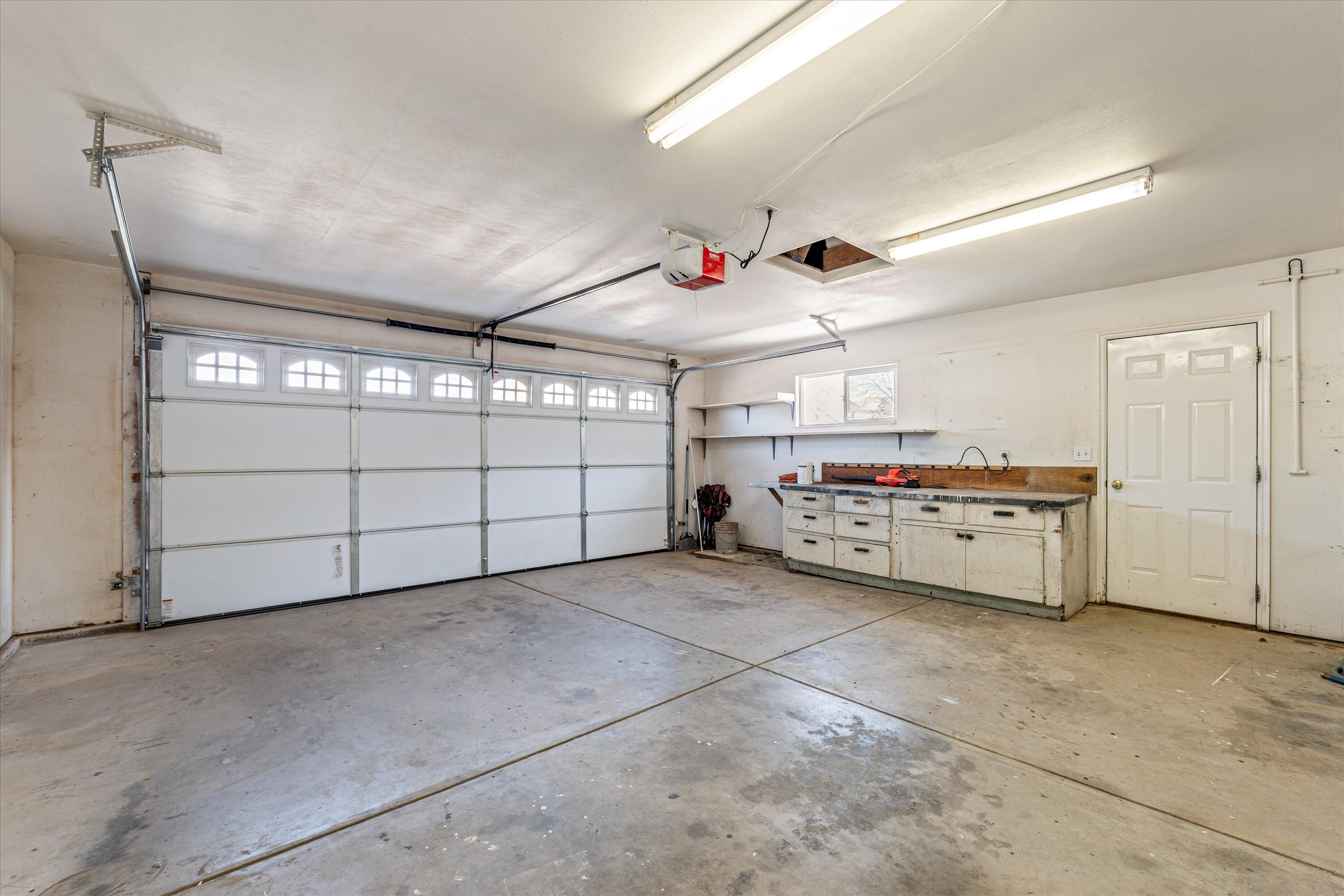 PECAN MEADOWS - Residential