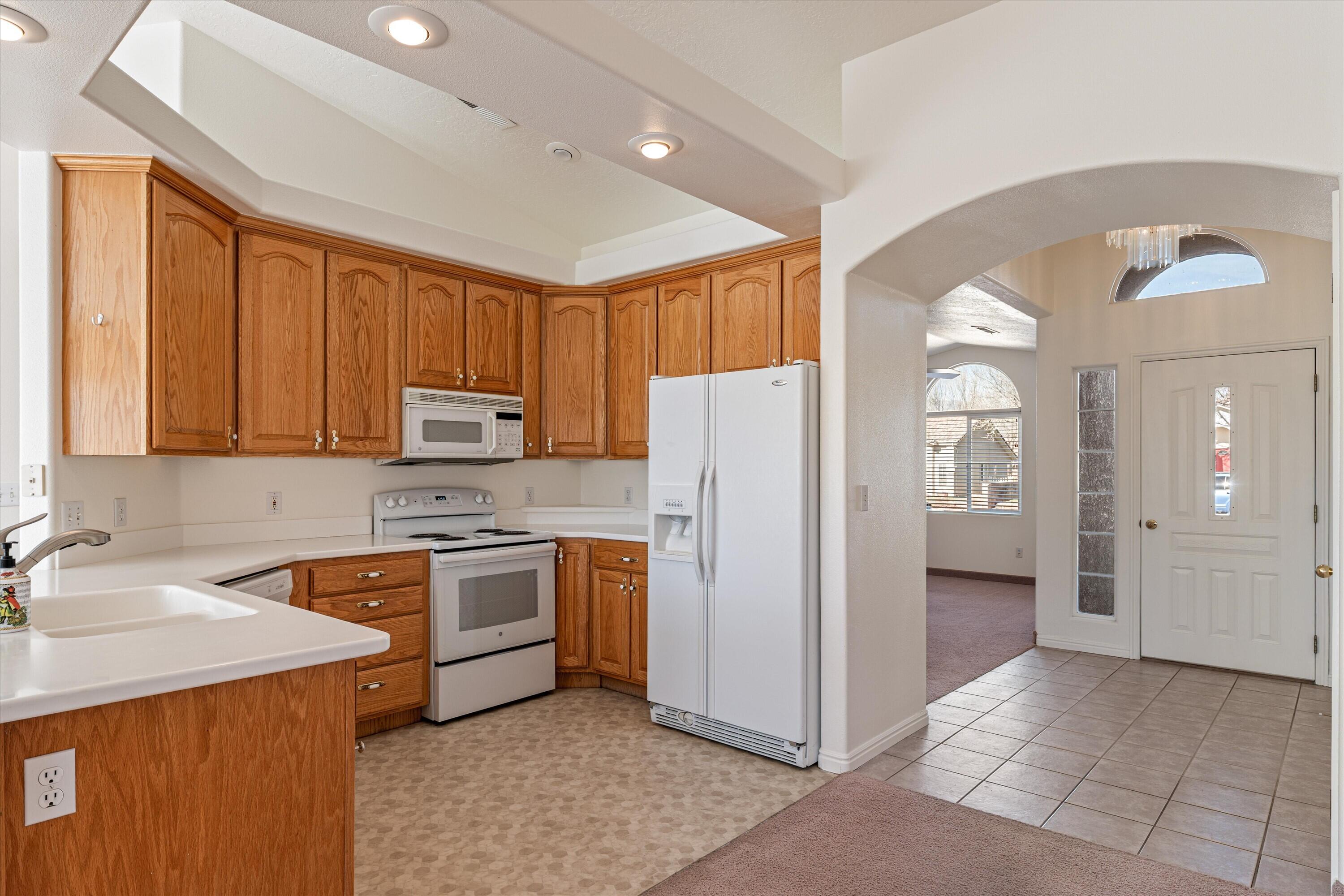 PECAN MEADOWS - Residential