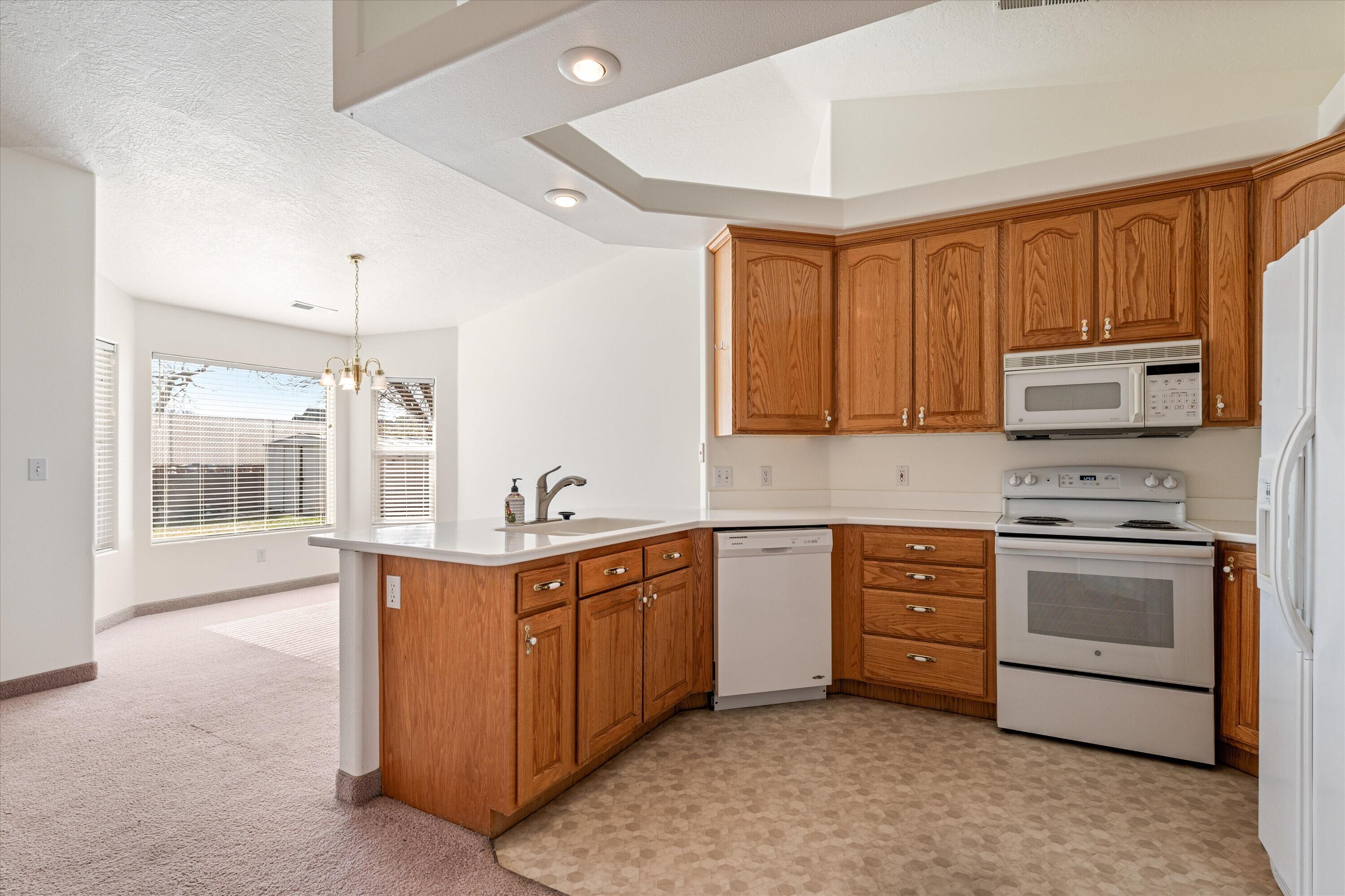 PECAN MEADOWS - Residential