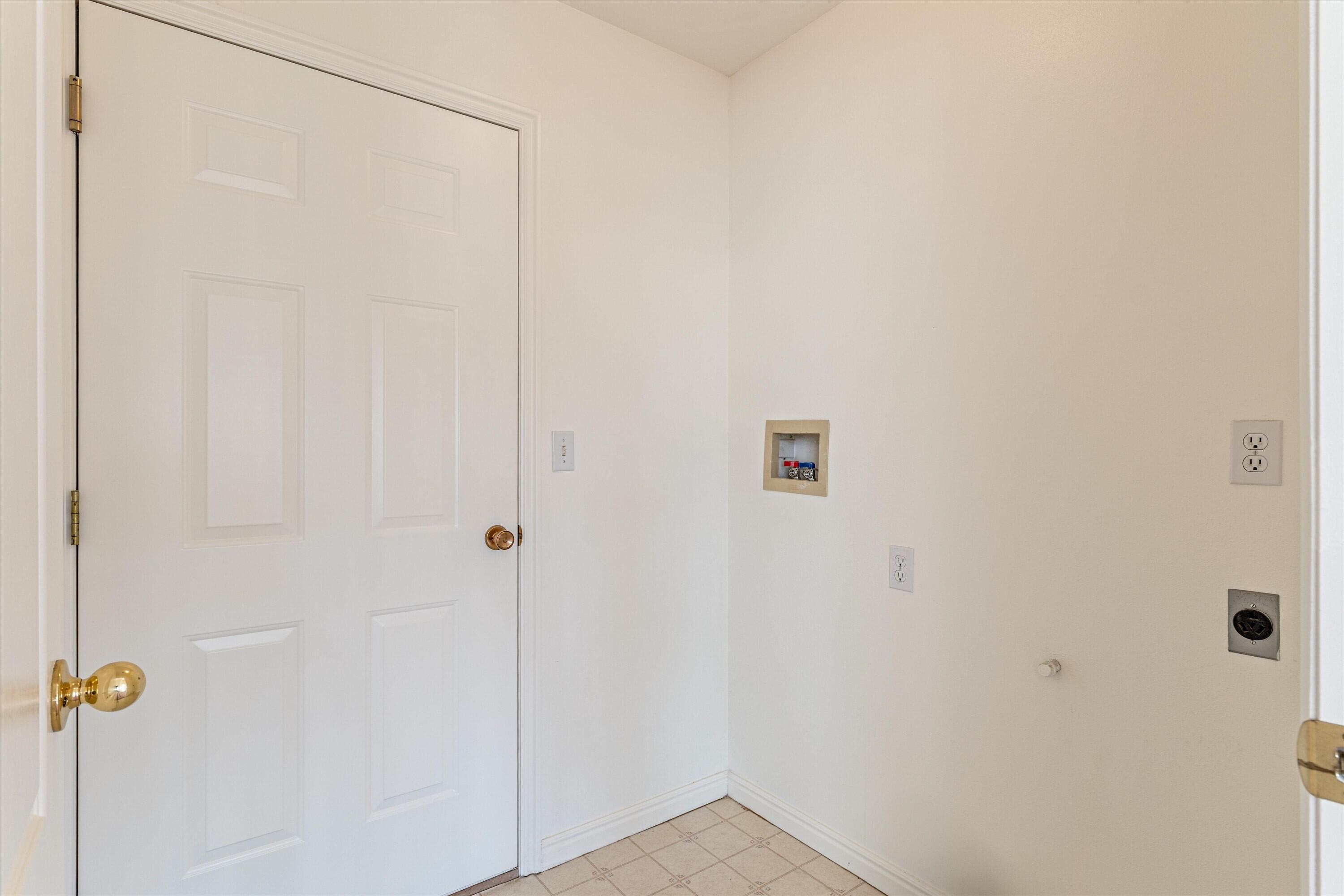 PECAN MEADOWS - Residential