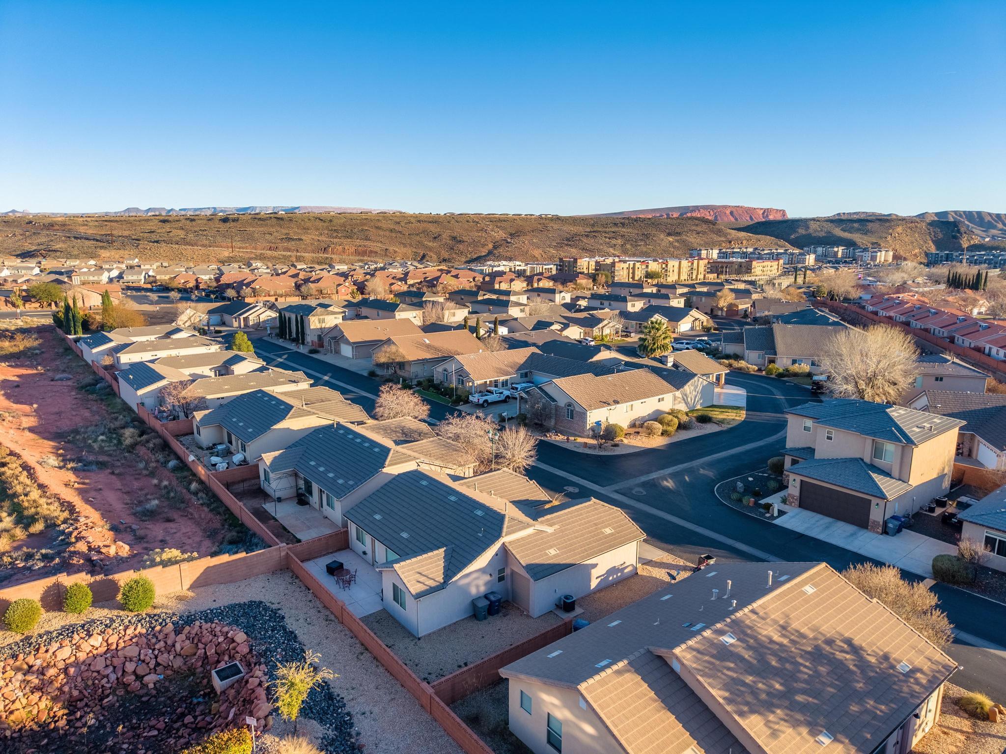 ENGLISH OAKS ESTATES - Residential