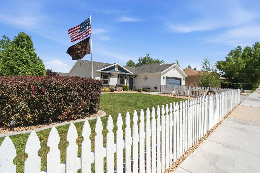 Photo of 1720 N 3475 W, Cedar City, UT 84721 (MLS # 26-273489)