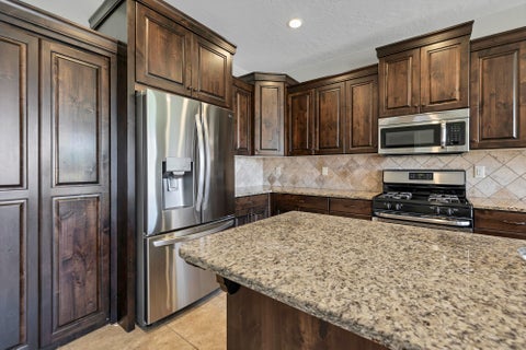 Tiny photo for 491 N Sun Rock Way, Washington, UT 84780 (MLS # 26-276107)