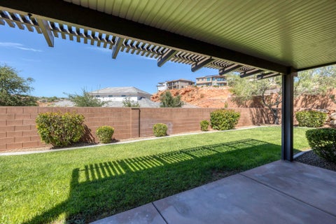 Tiny photo for 491 N Sun Rock Way, Washington, UT 84780 (MLS # 26-276107)