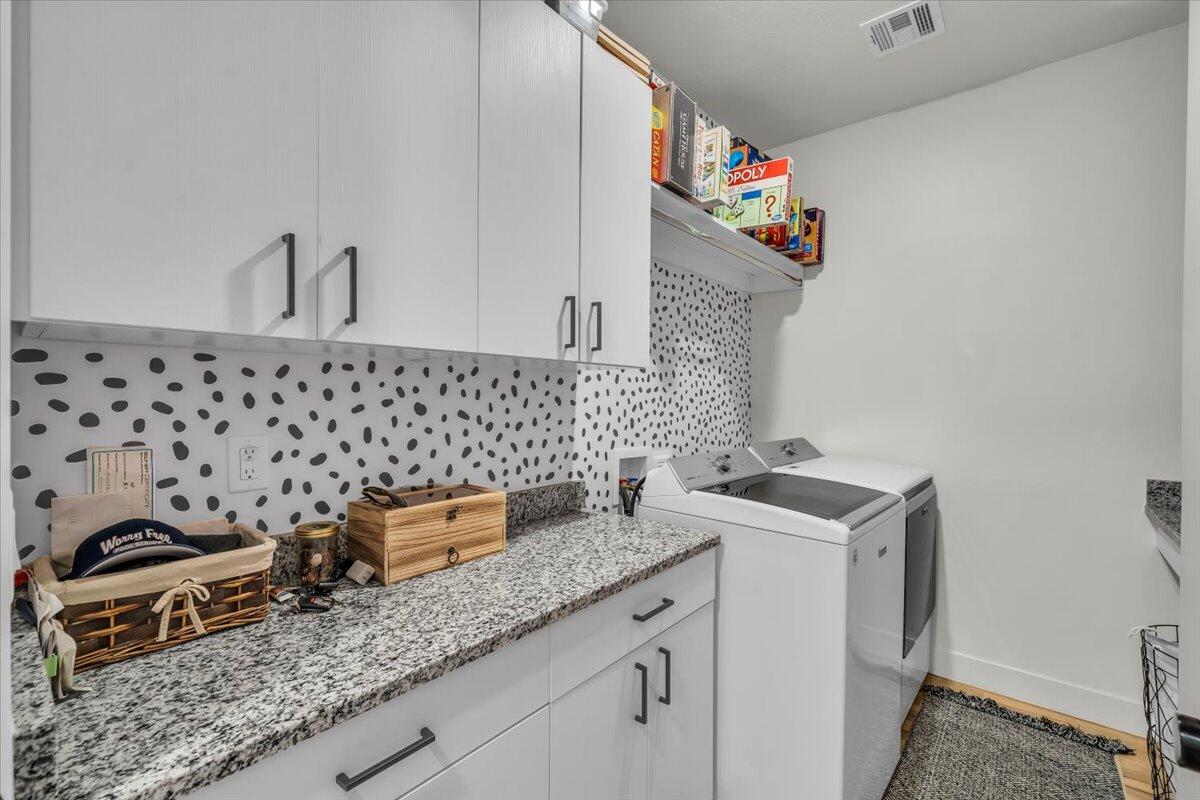 SAGE VILLAS - Residential