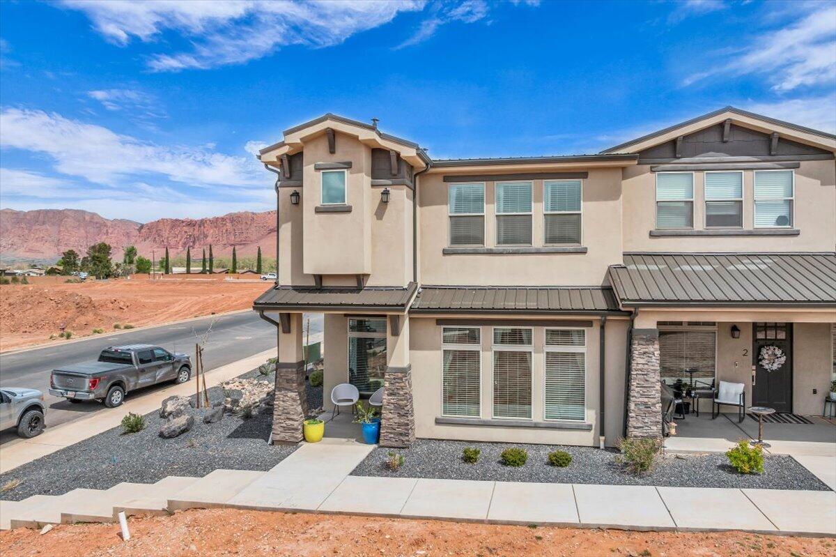 SAGE VILLAS - Residential