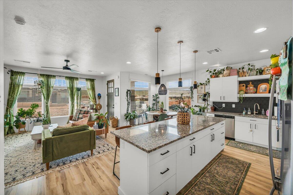 SAGE VILLAS - Residential