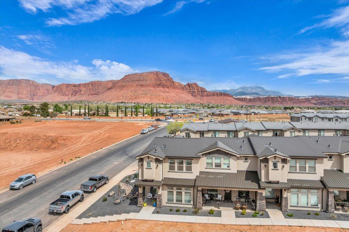 SAGE VILLAS - Residential