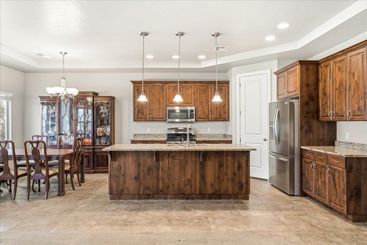 BOULDER SPRINGS VILLAS - Residential