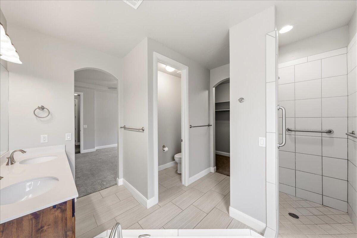 BOULDER SPRINGS VILLAS - Residential