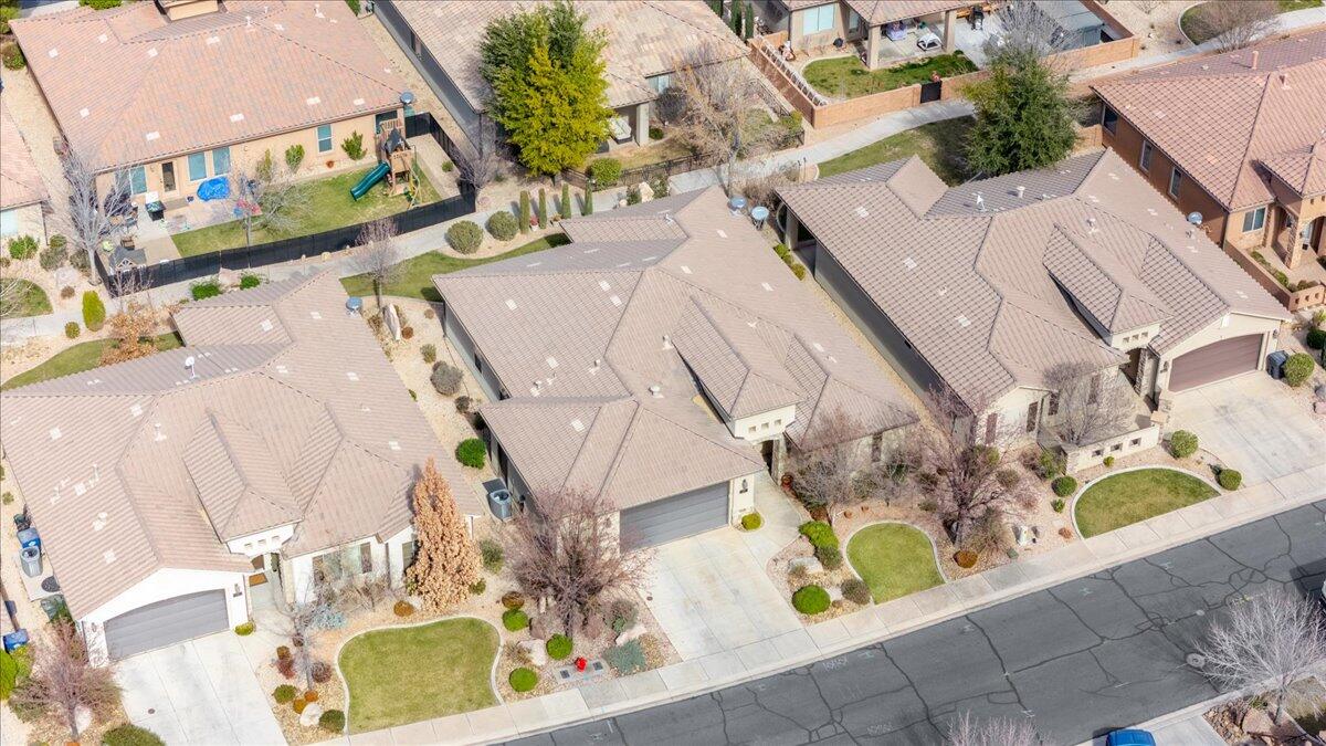 BOULDER SPRINGS VILLAS - Residential