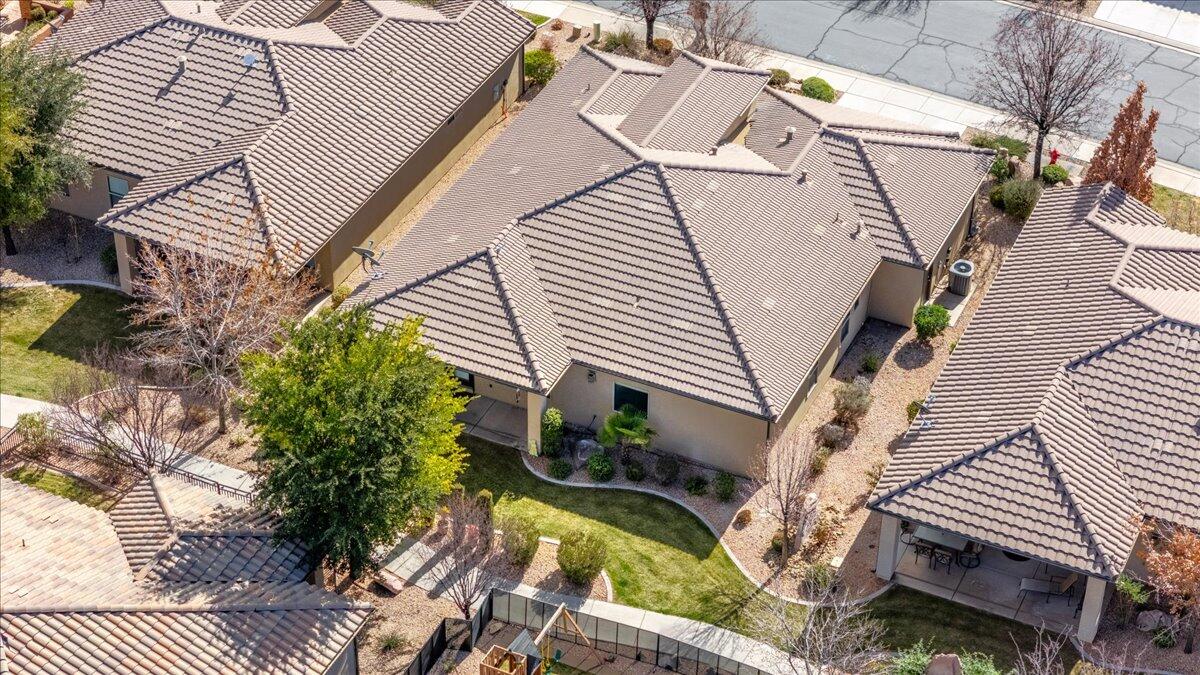 BOULDER SPRINGS VILLAS - Residential